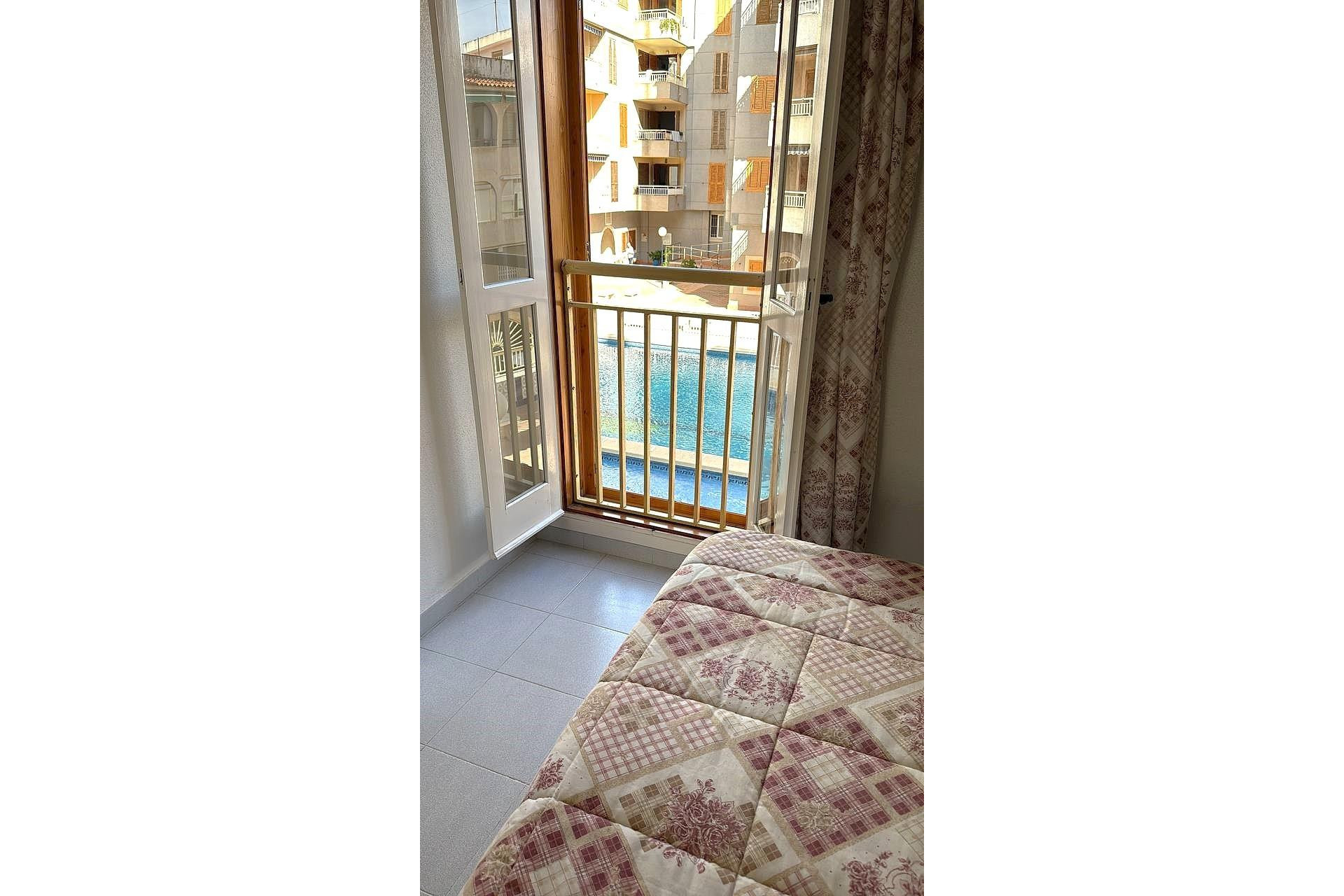 Herverkoop - 1. Appartement / flat - Torrevieja - Costa Blanca Zuid