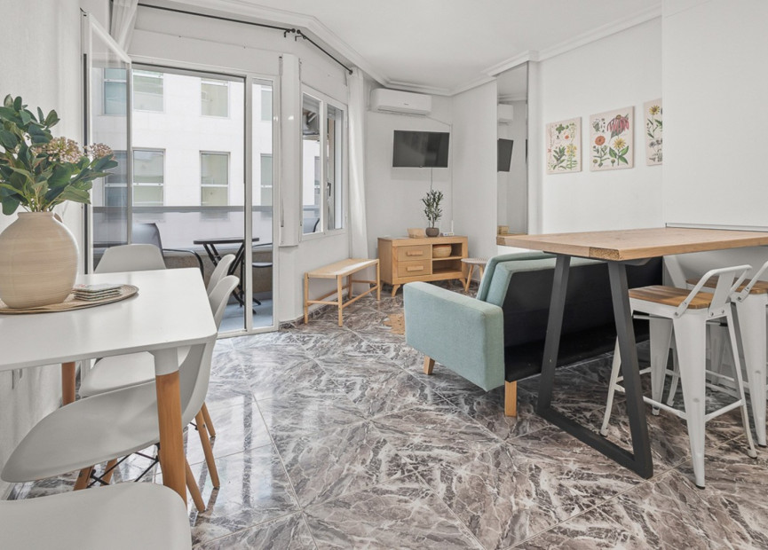 Herverkoop - 1. Appartement / flat - Torrevieja - Costa Blanca Zuid