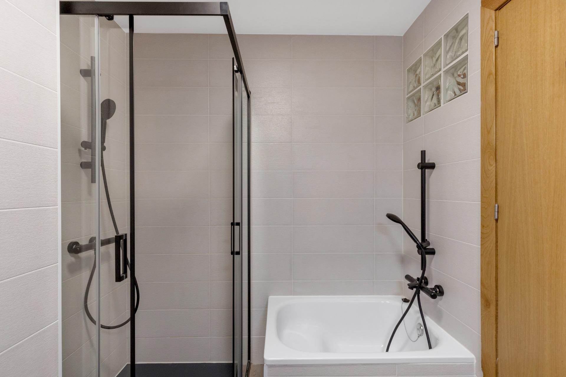 Herverkoop - 1. Appartement / flat - Torrevieja - Costa Blanca Zuid