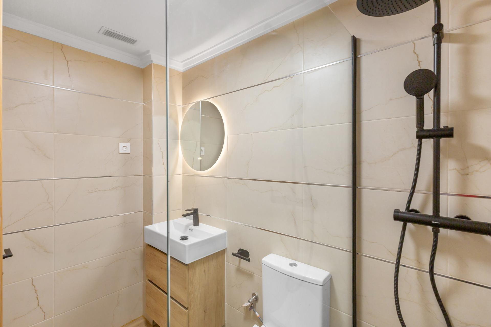 Herverkoop - 1. Appartement / flat - Torrevieja - Costa Blanca Zuid