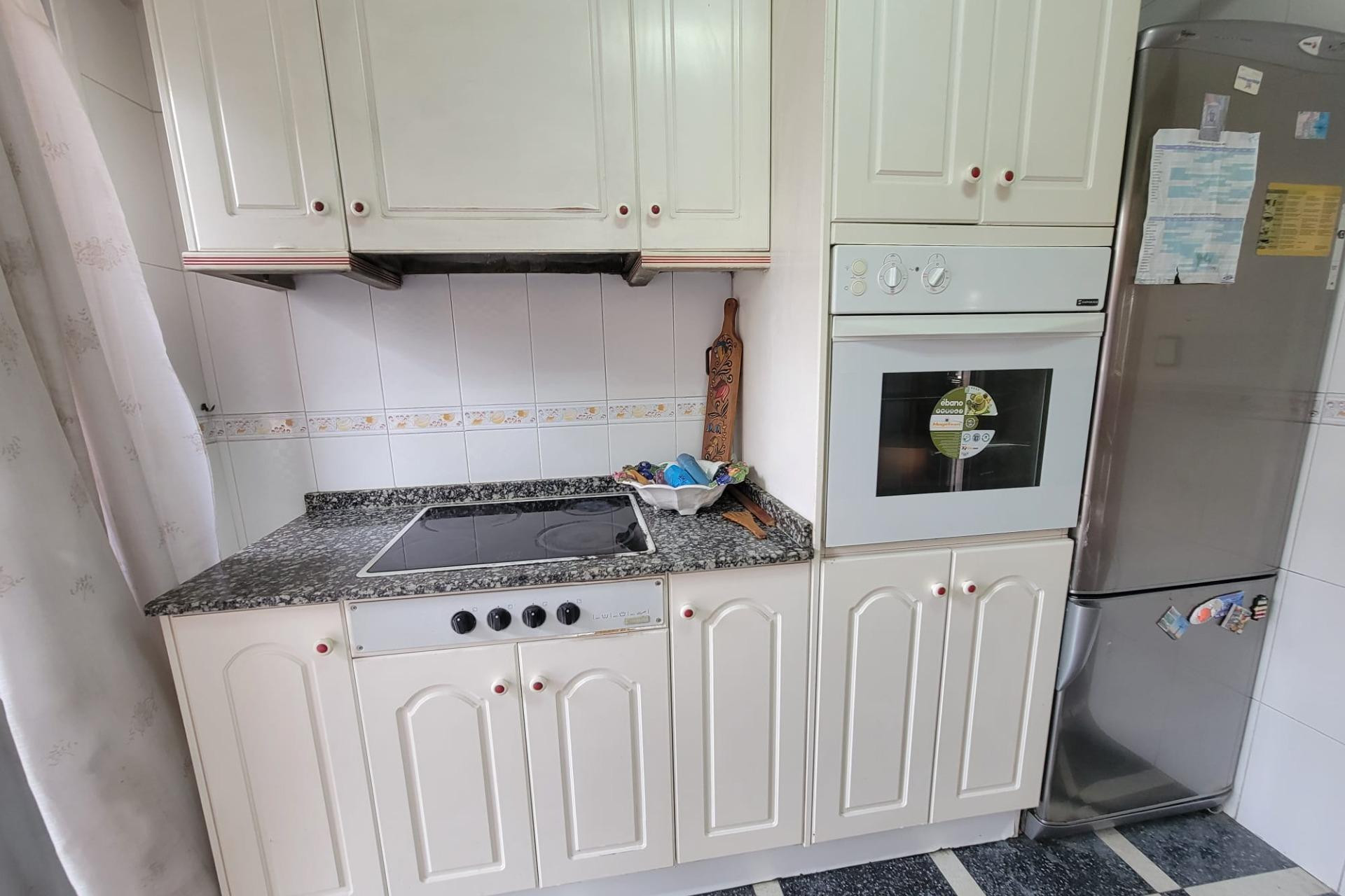 Herverkoop - 1. Appartement / flat - Torrevieja - Costa Blanca Zuid