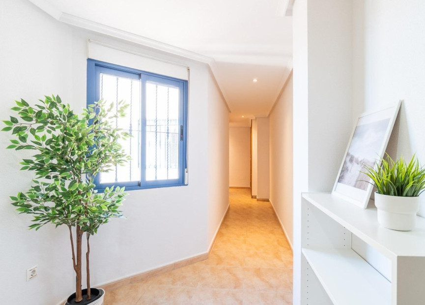 Herverkoop - 1. Appartement / flat - Torrevieja - Costa Blanca Zuid