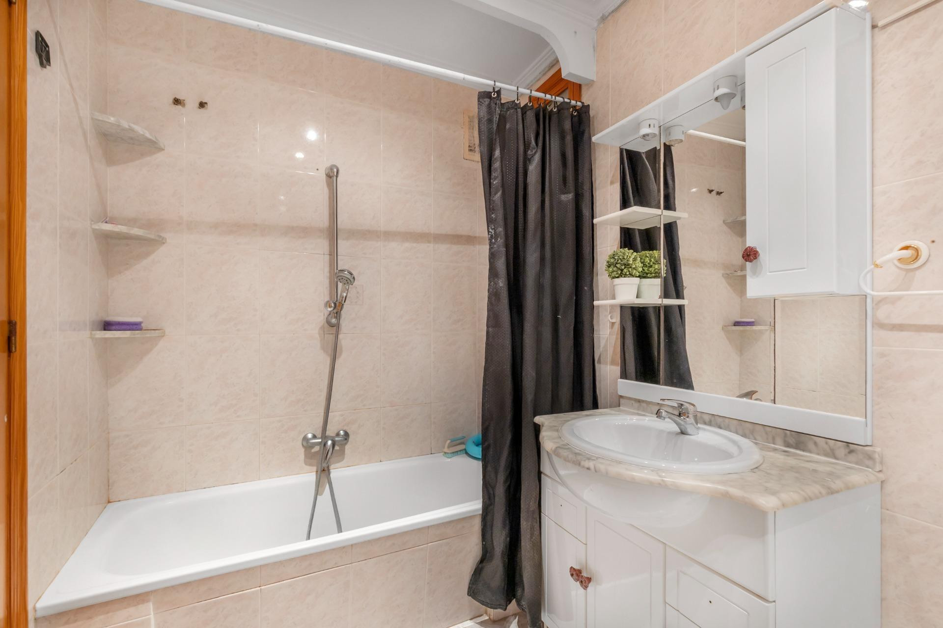 Herverkoop - 1. Appartement / flat - Torrevieja - Costa Blanca Zuid