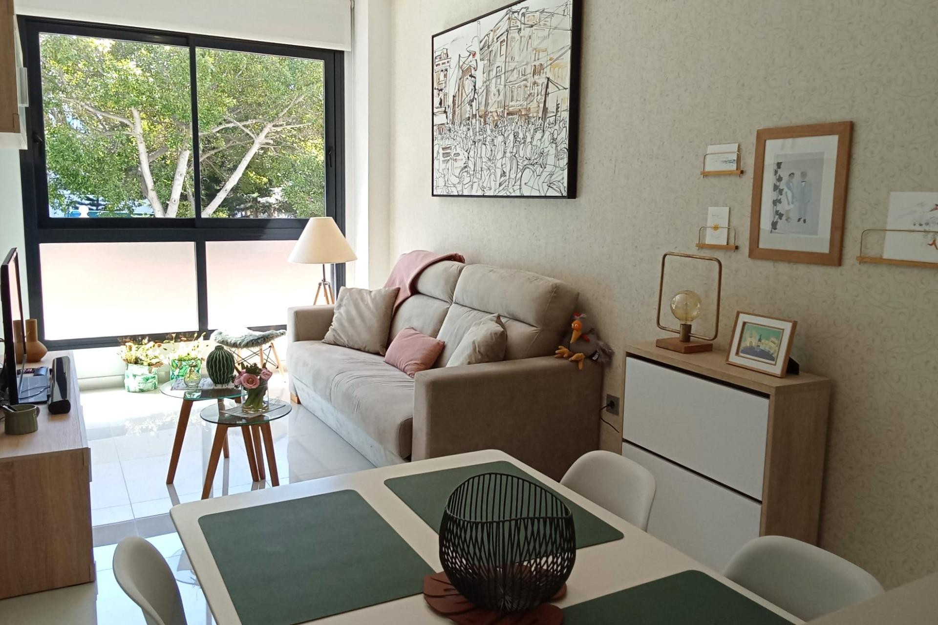 Herverkoop - 1. Appartement / flat - Torrevieja - Costa Blanca Zuid