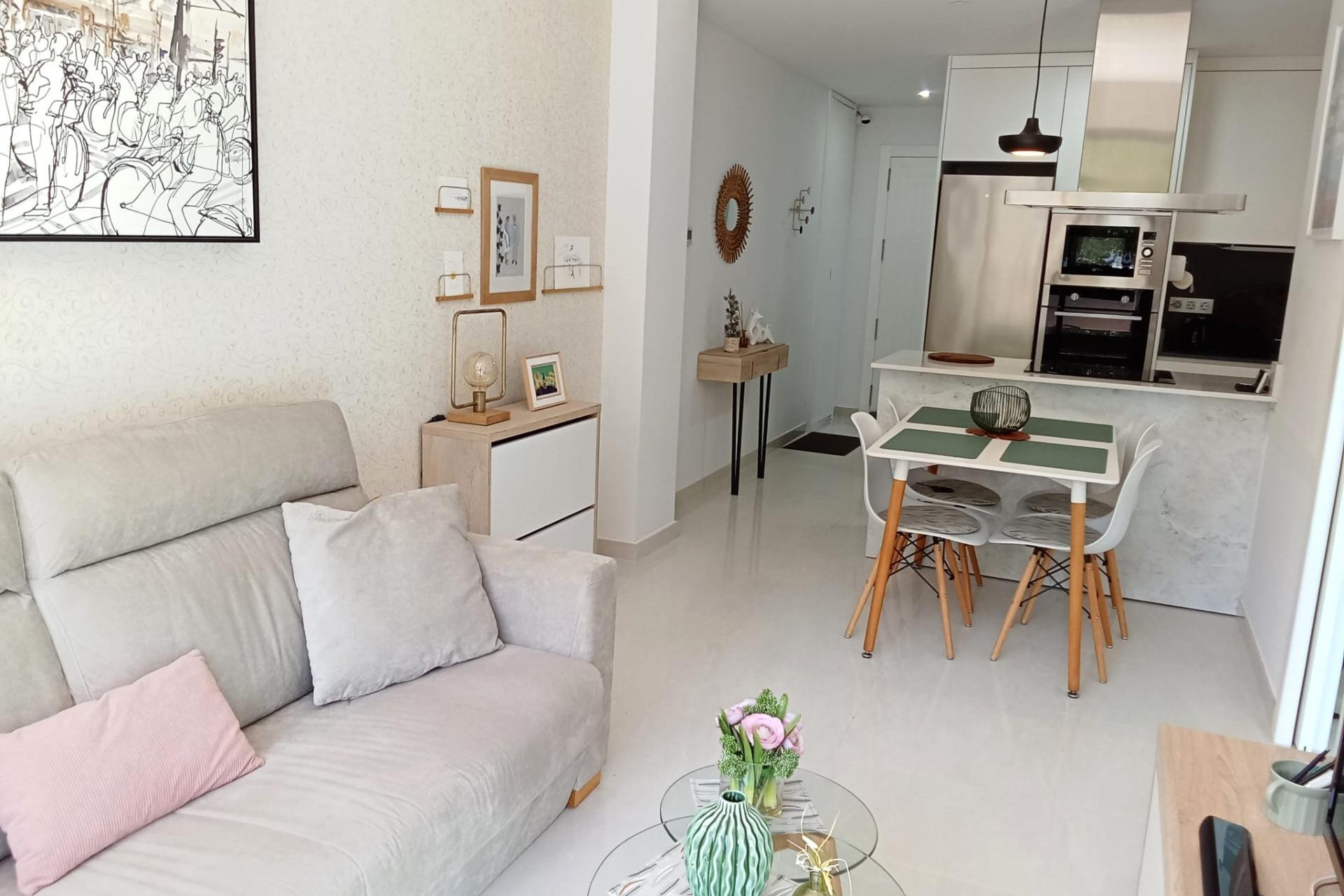 Herverkoop - 1. Appartement / flat - Torrevieja - Costa Blanca Zuid
