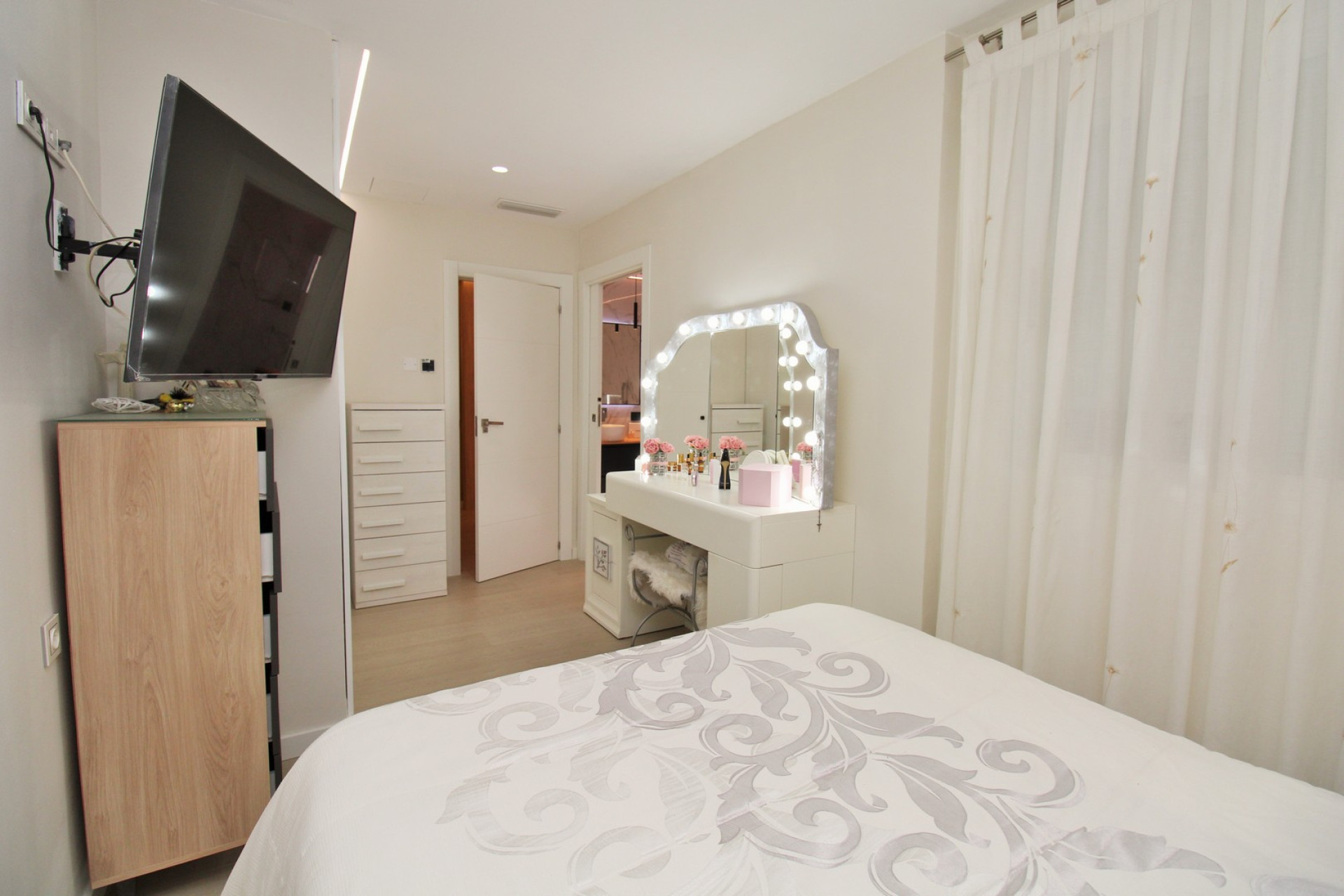 Herverkoop - 1. Appartement / flat - Torrevieja - Costa Blanca Zuid