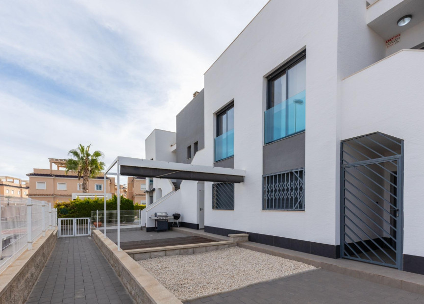 Herverkoop - 1. Appartement / flat - Torrevieja - Costa Blanca Zuid