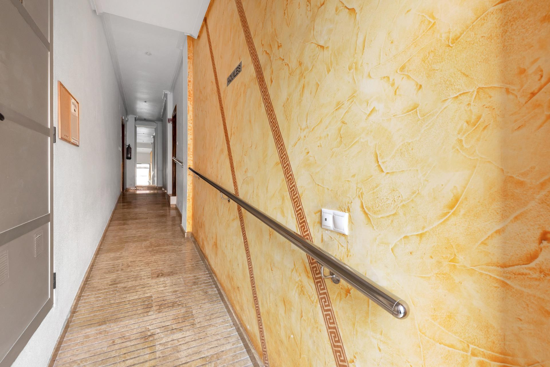 Herverkoop - 1. Appartement / flat - Torrevieja - Costa Blanca Zuid