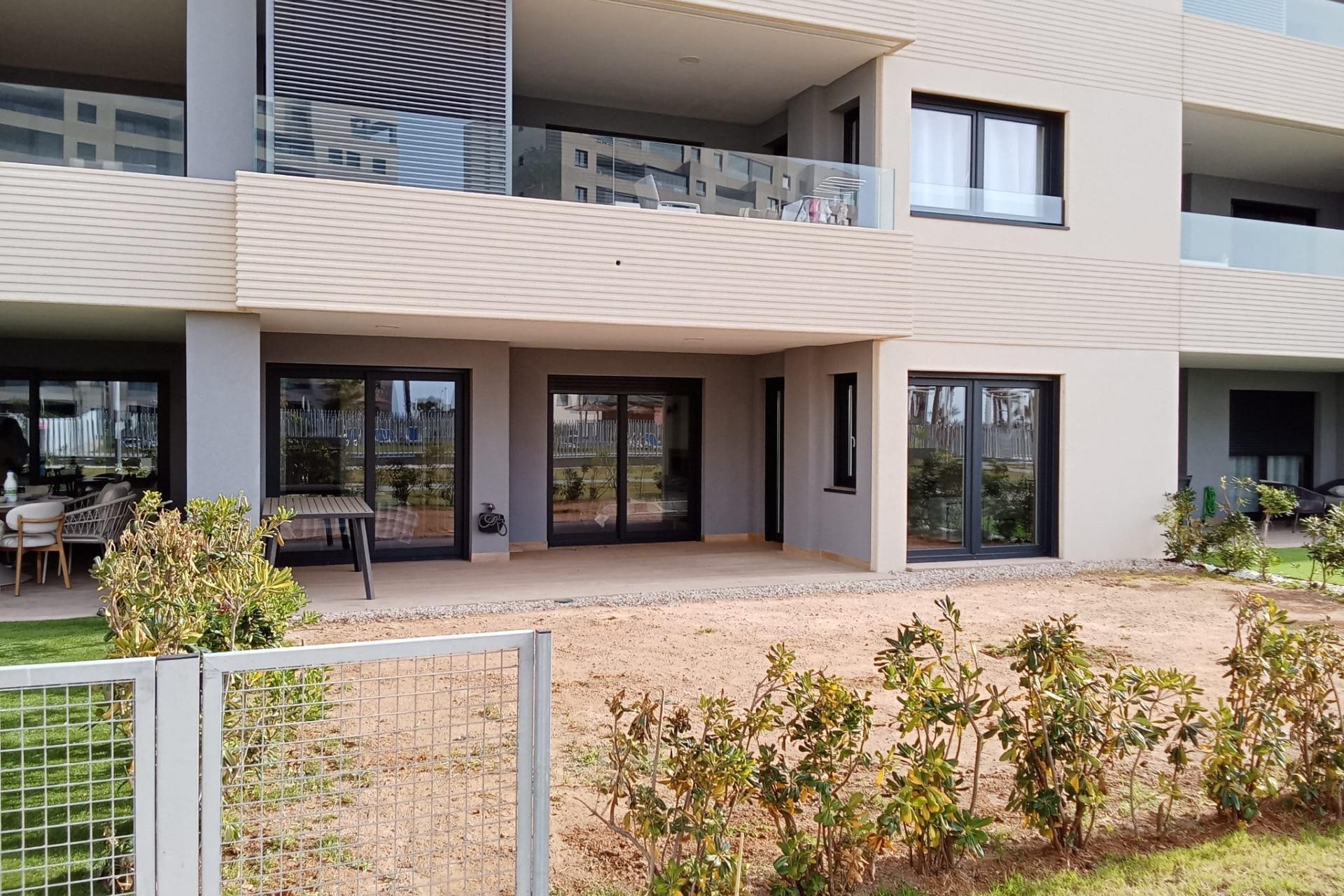 Herverkoop - 1. Appartement / flat - Torrevieja - Costa Blanca Zuid