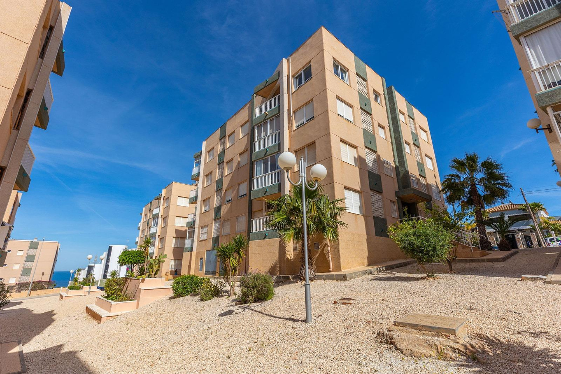 Herverkoop - 1. Appartement / flat - Torrevieja - Costa Blanca Zuid