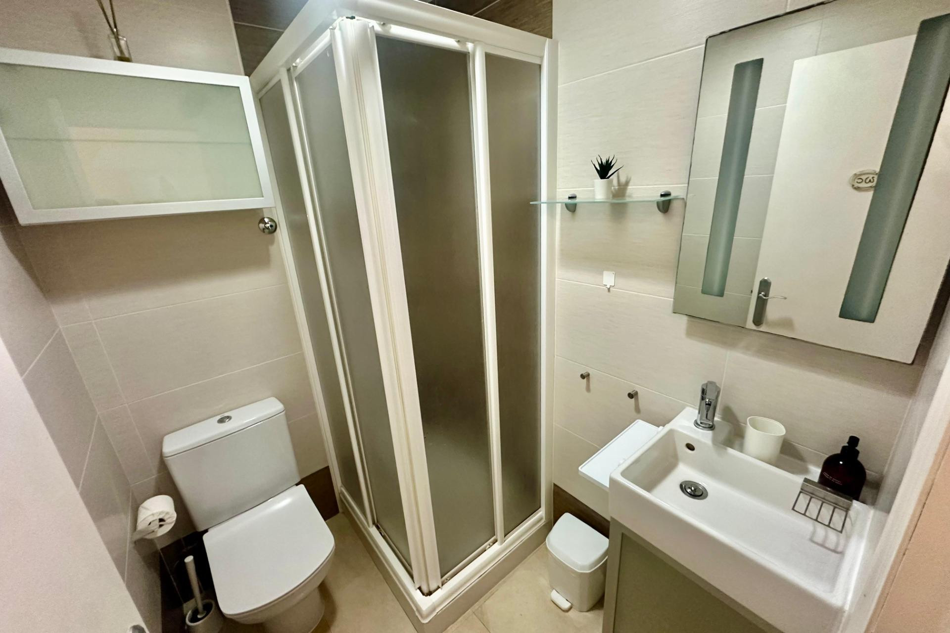 Herverkoop - 1. Appartement / flat - Torrevieja - Costa Blanca Zuid