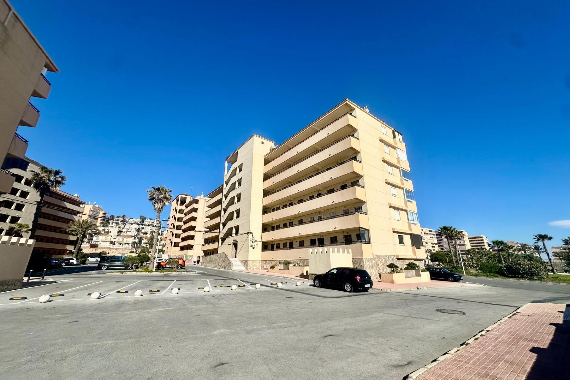 Herverkoop - 1. Appartement / flat - Torrevieja - Costa Blanca Zuid