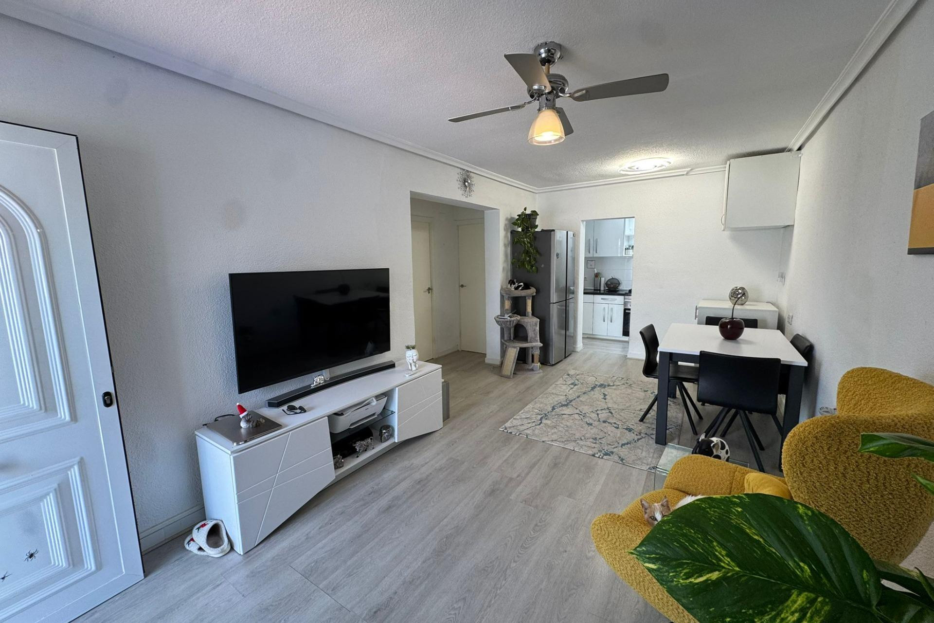 Herverkoop - 1. Appartement / flat - Torrevieja - Costa Blanca Zuid