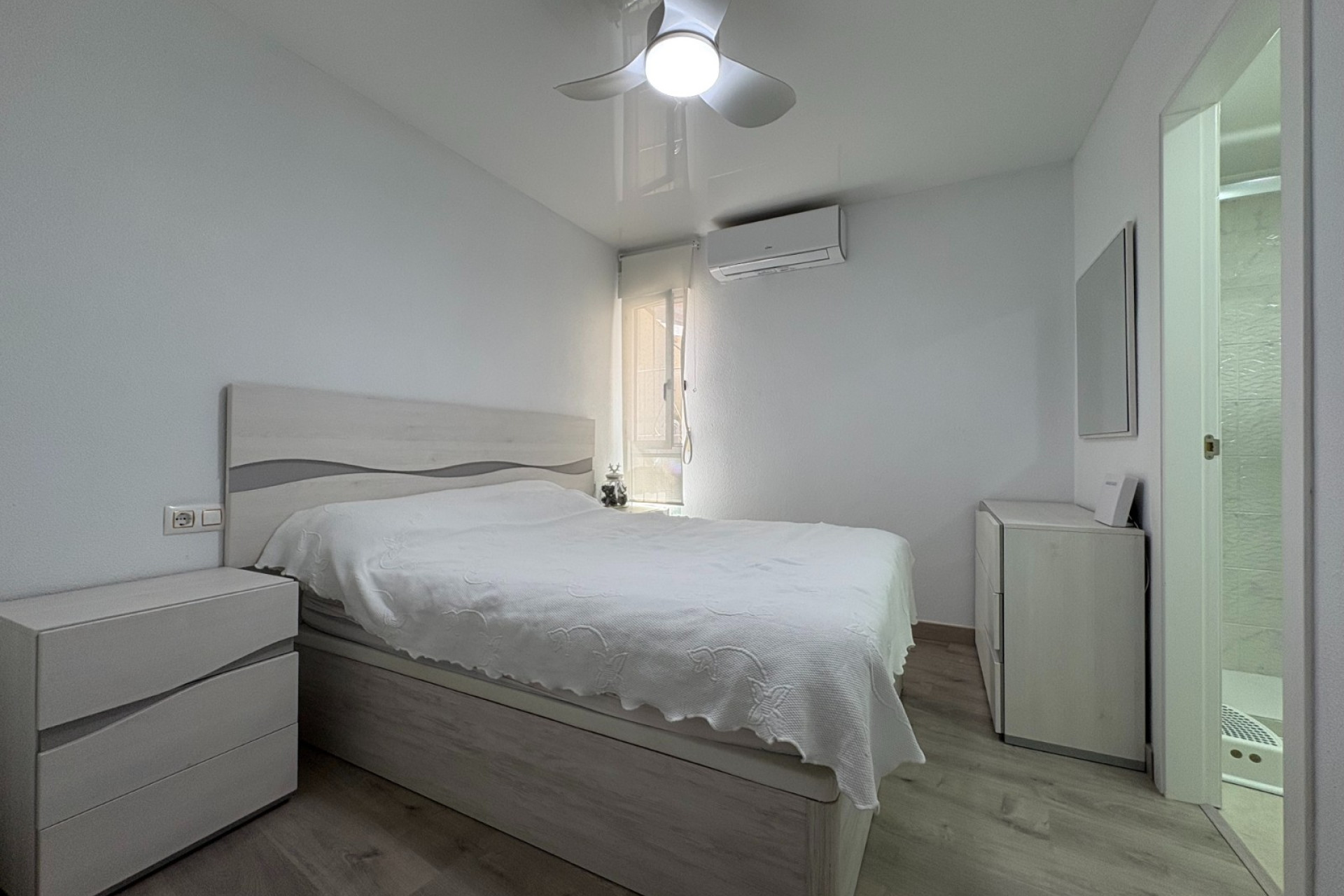 Herverkoop - 1. Appartement / flat - Torrevieja - Costa Blanca Zuid