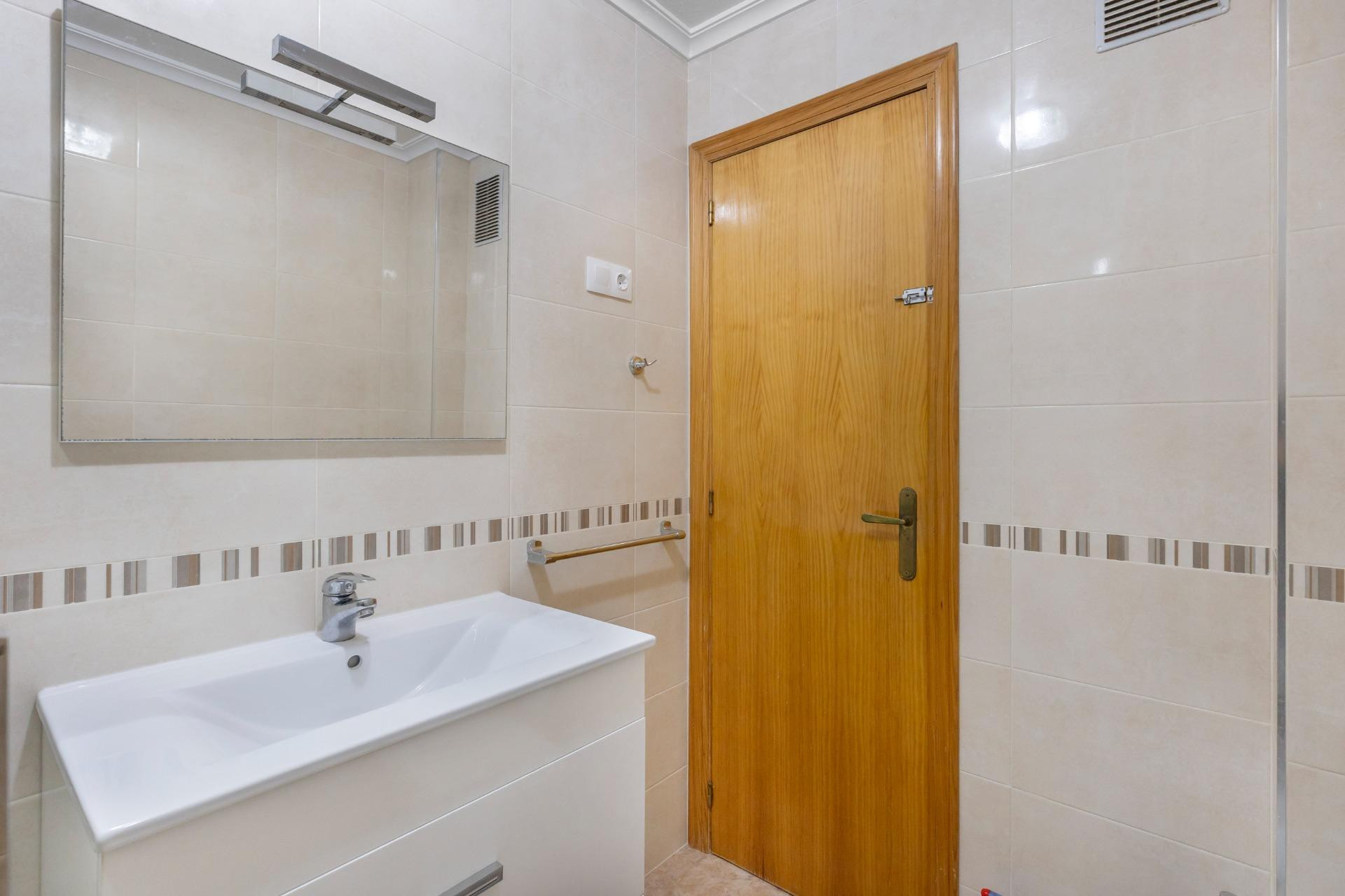 Herverkoop - 1. Appartement / flat - Torrevieja - Costa Blanca Zuid