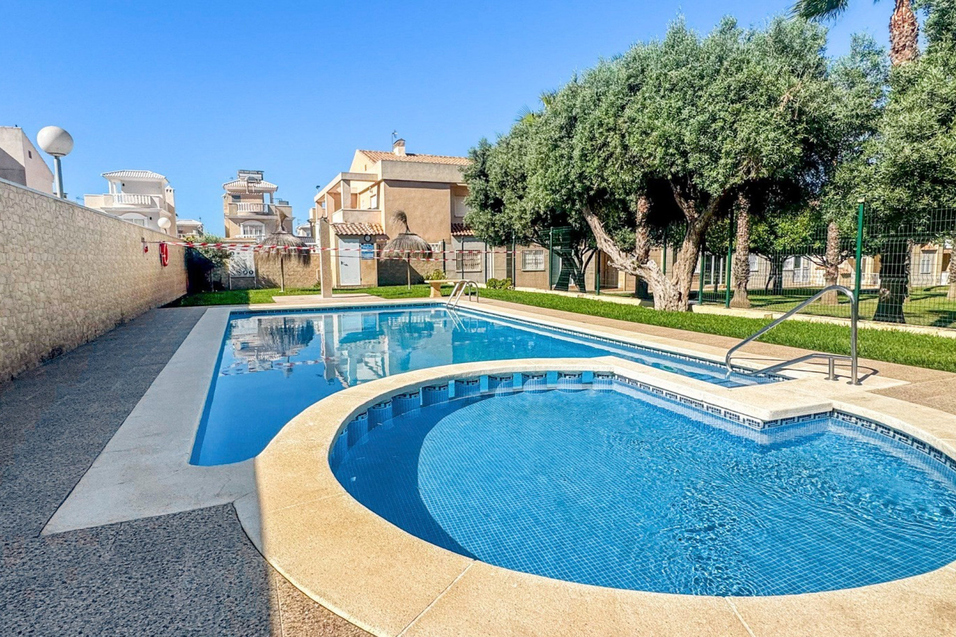 Herverkoop - 1. Appartement / flat - Torrevieja - Costa Blanca Zuid