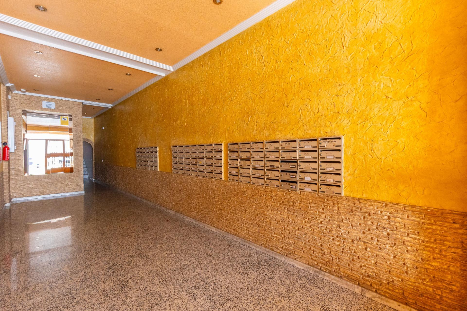 Herverkoop - 1. Appartement / flat - Torrevieja - Costa Blanca Zuid