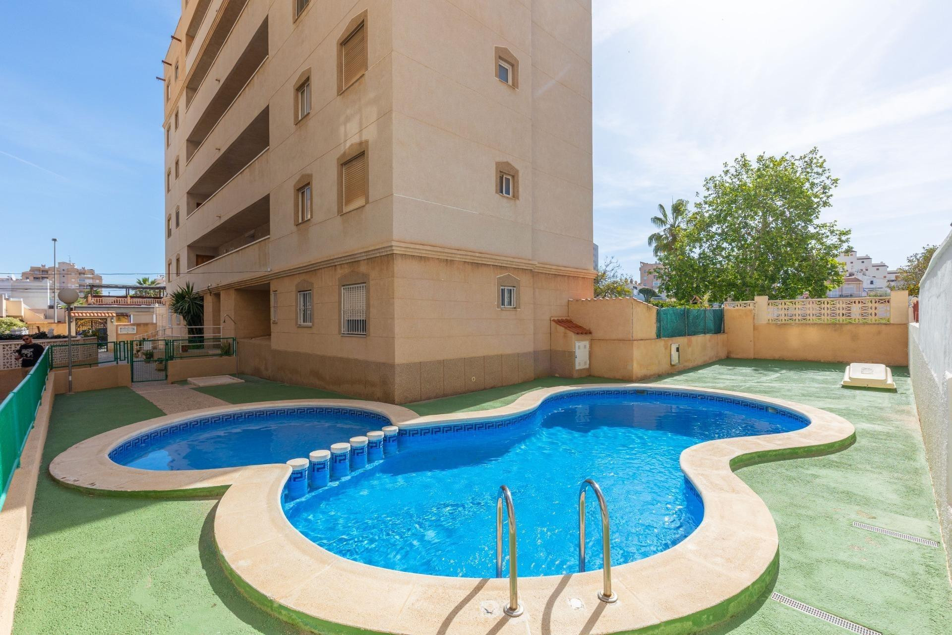 Herverkoop - 1. Appartement / flat - Torrevieja - Costa Blanca Zuid