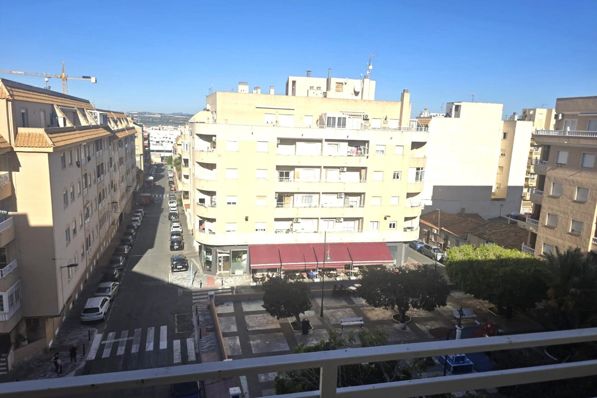Herverkoop - 1. Appartement / flat - Torrevieja - Costa Blanca Zuid