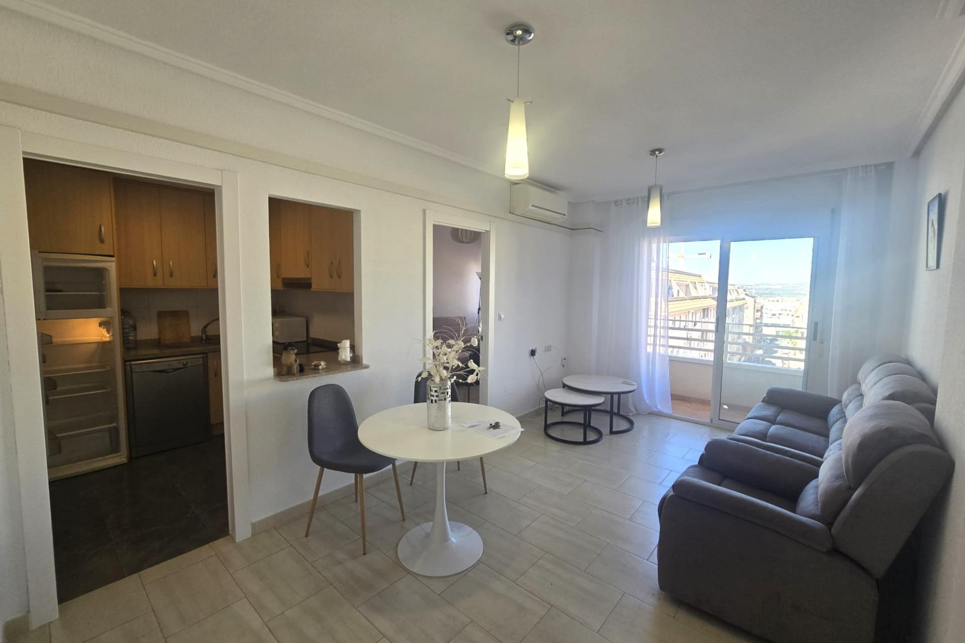 Herverkoop - 1. Appartement / flat - Torrevieja - Costa Blanca Zuid