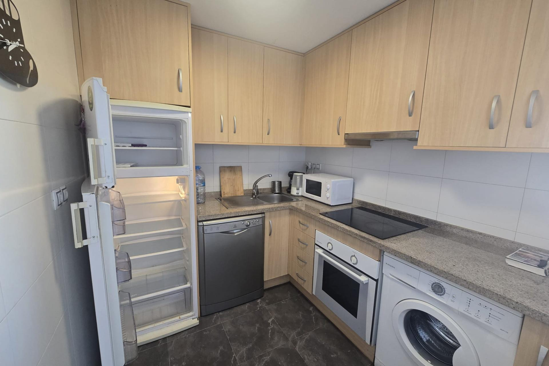 Herverkoop - 1. Appartement / flat - Torrevieja - Costa Blanca Zuid