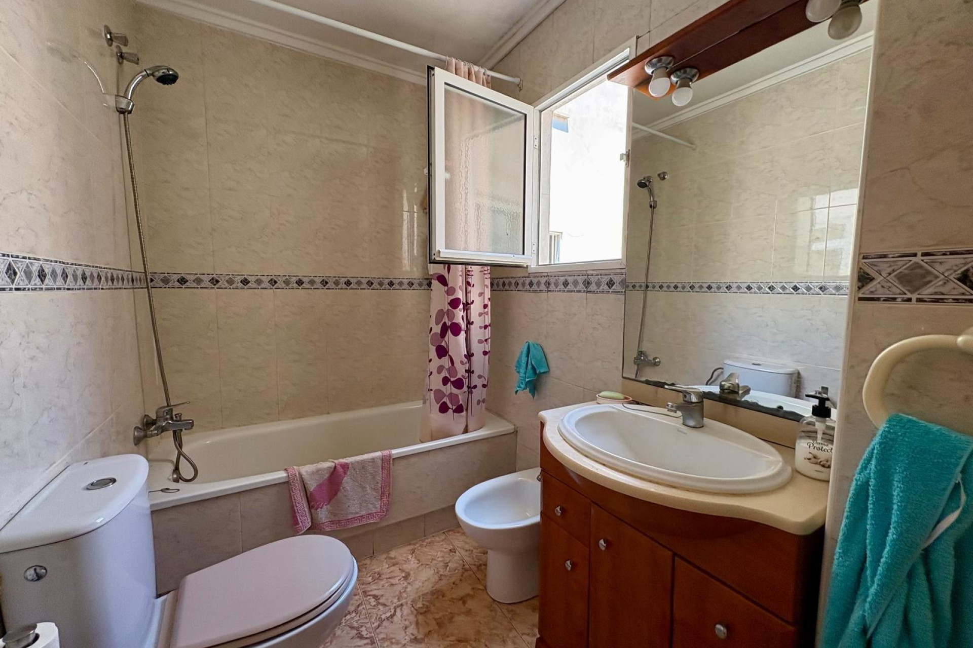 Herverkoop - 1. Appartement / flat - Torrevieja - Costa Blanca Zuid