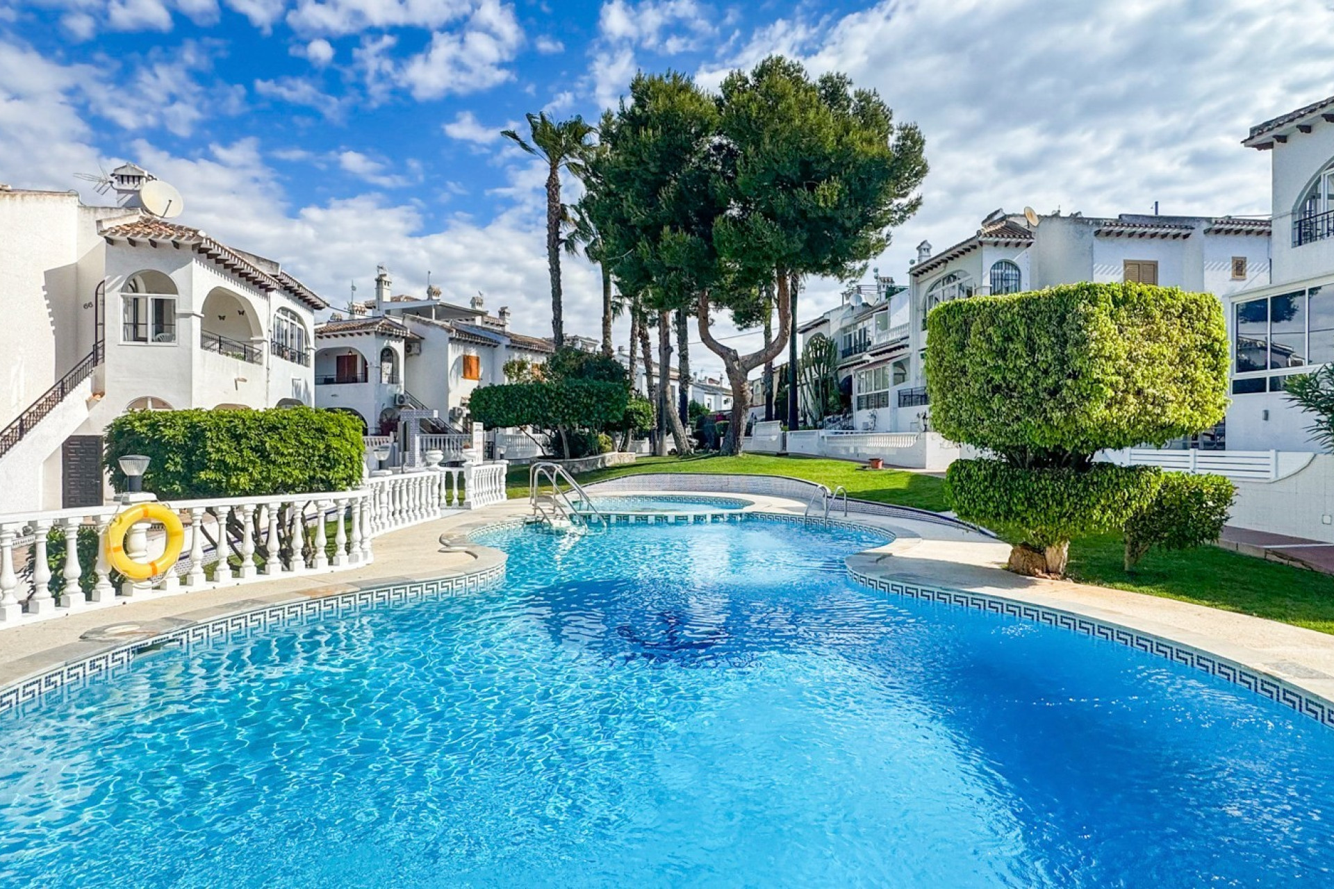 Herverkoop - 1. Appartement / flat - Torrevieja - Costa Blanca Zuid