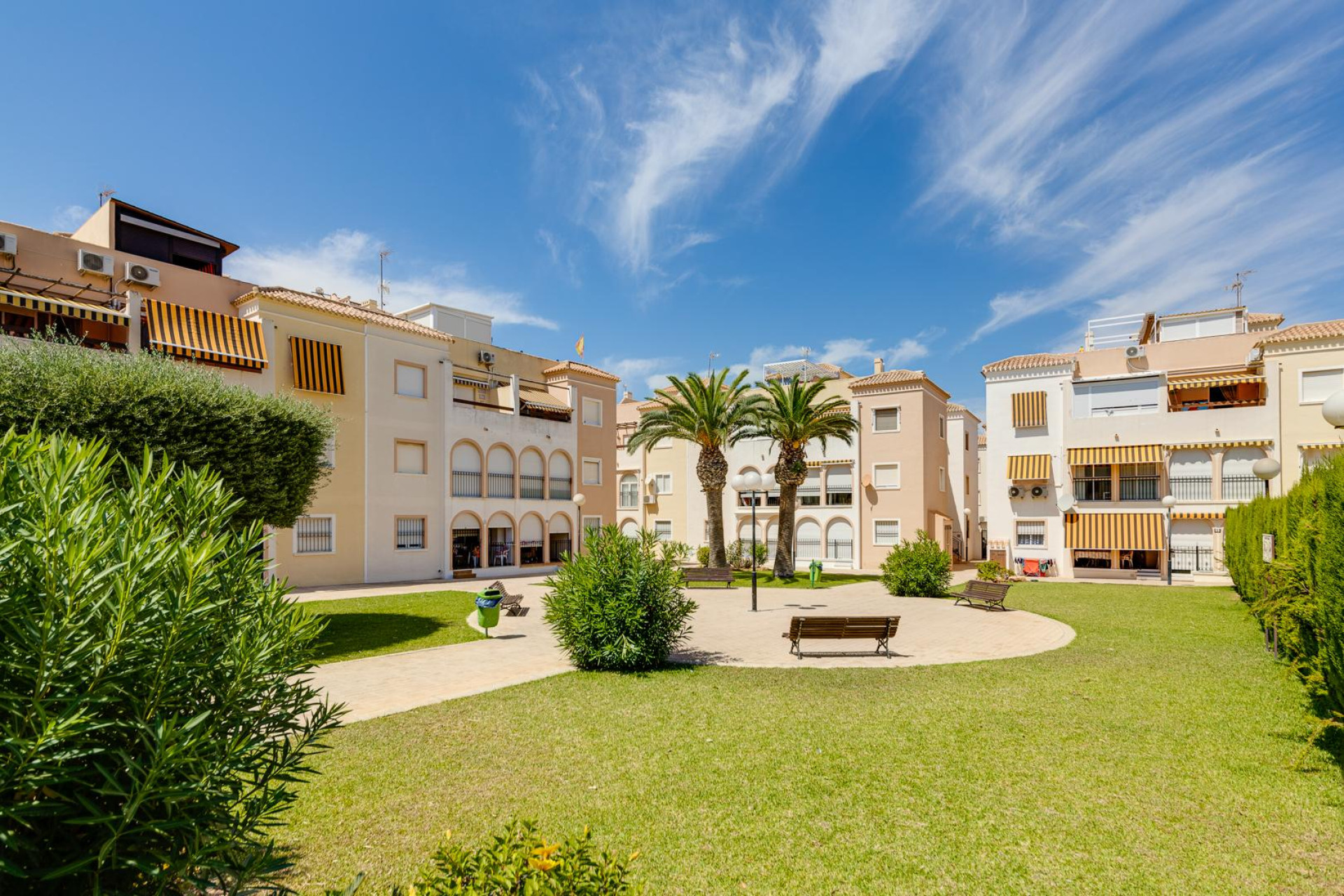 Herverkoop - 1. Appartement / flat - Torrevieja - Costa Blanca Zuid