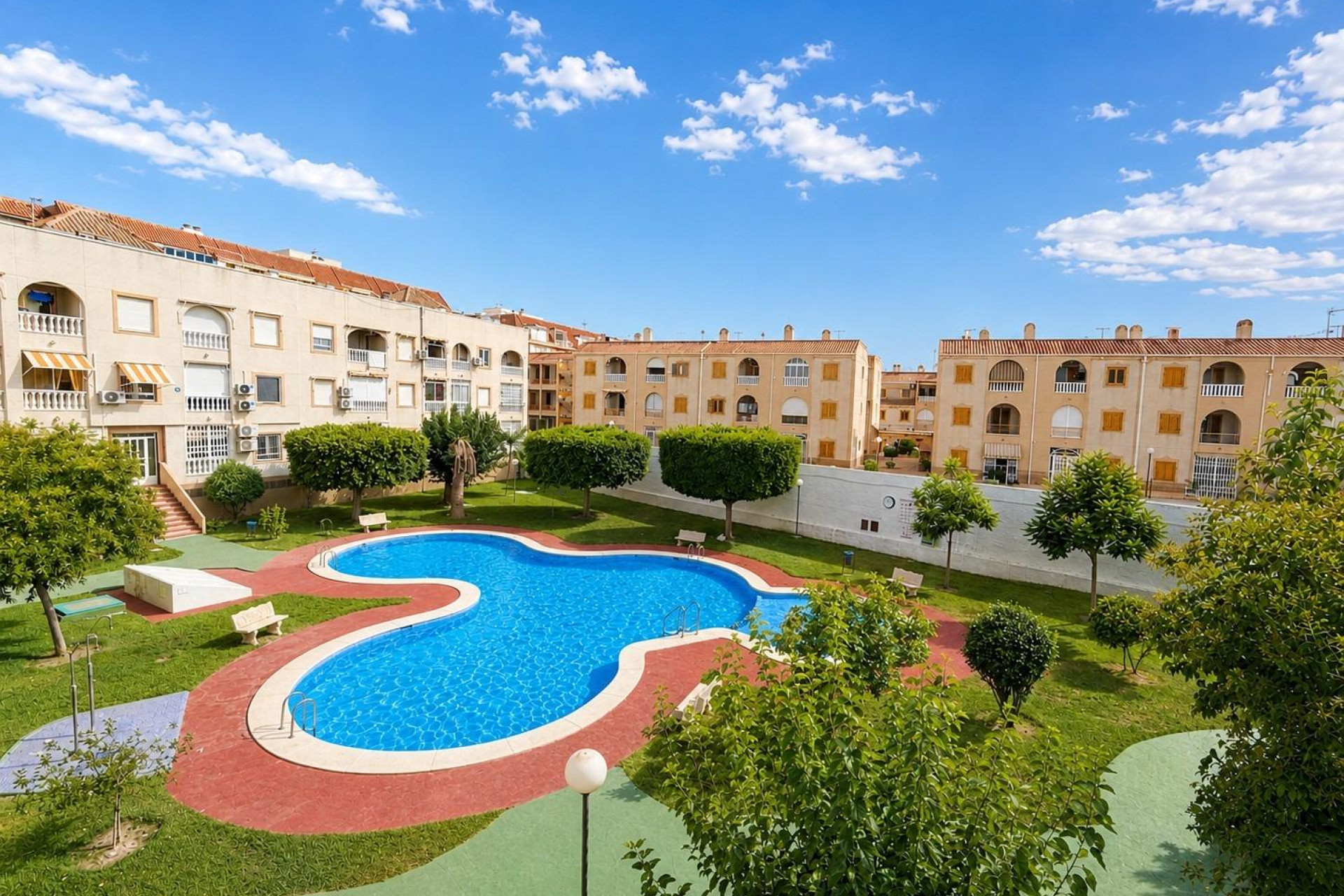 Herverkoop - 1. Appartement / flat - Torrevieja - Costa Blanca Zuid