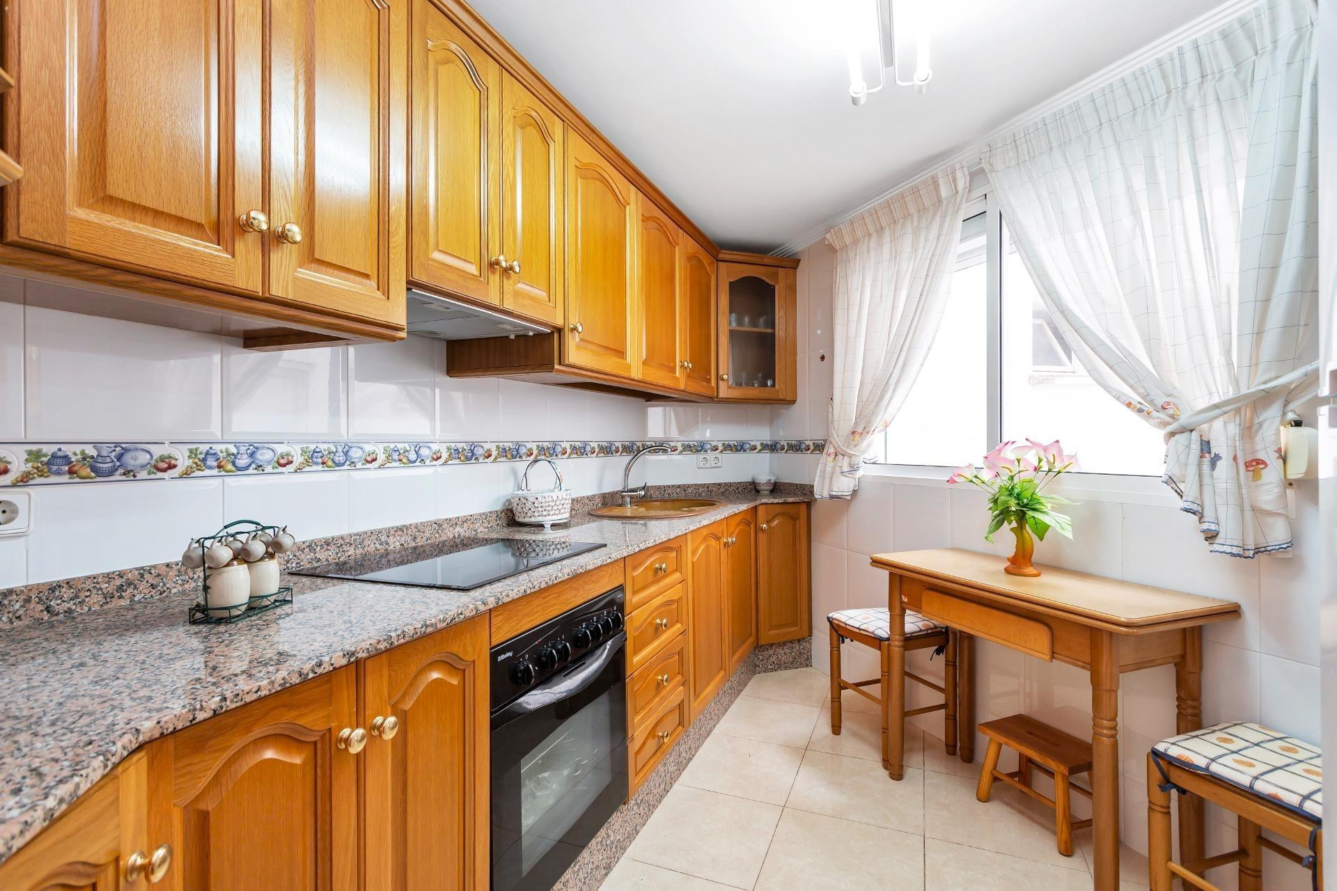 Herverkoop - 1. Appartement / flat - Torrevieja - Costa Blanca Zuid