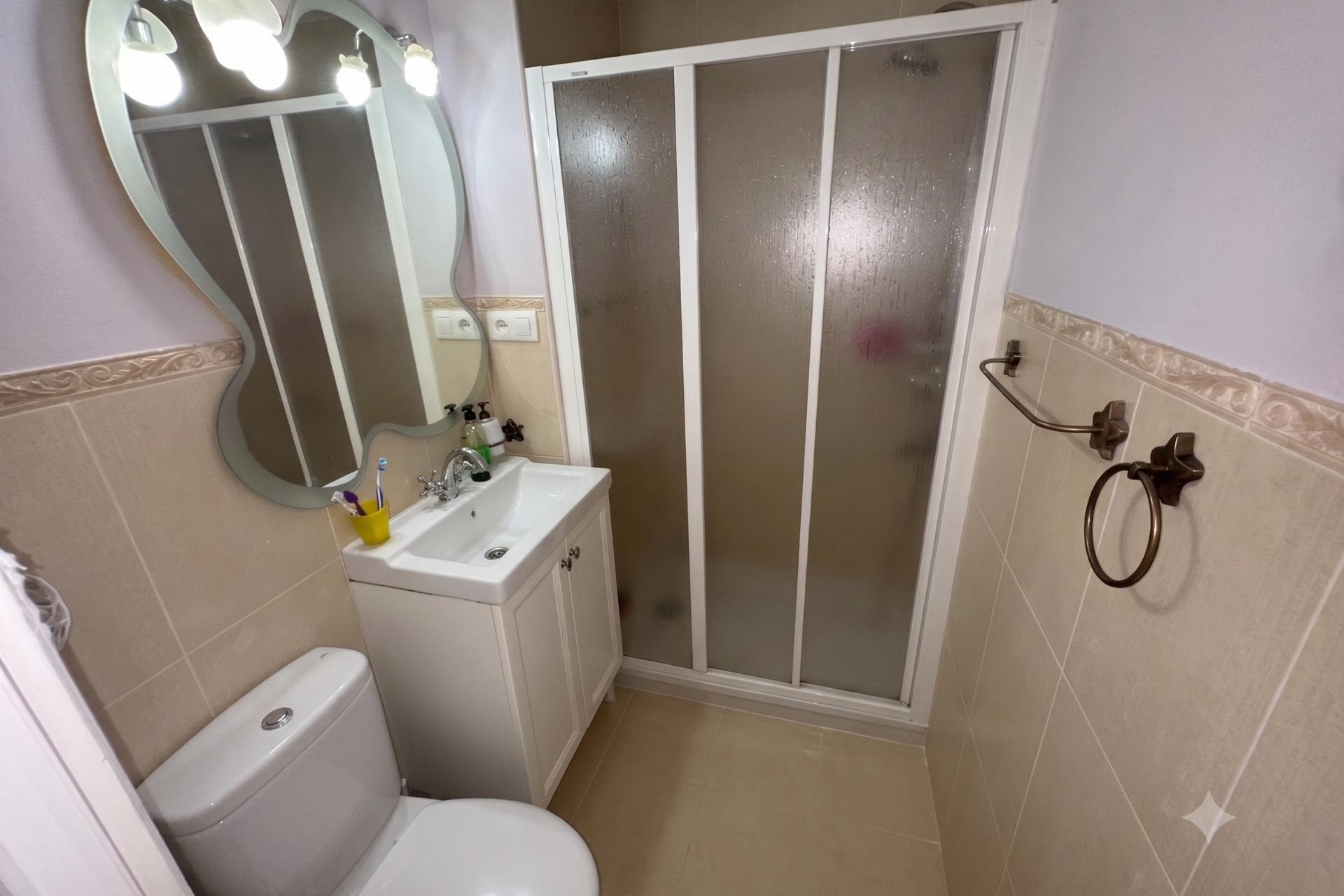 Herverkoop - 1. Appartement / flat - Torrevieja - Costa Blanca Zuid