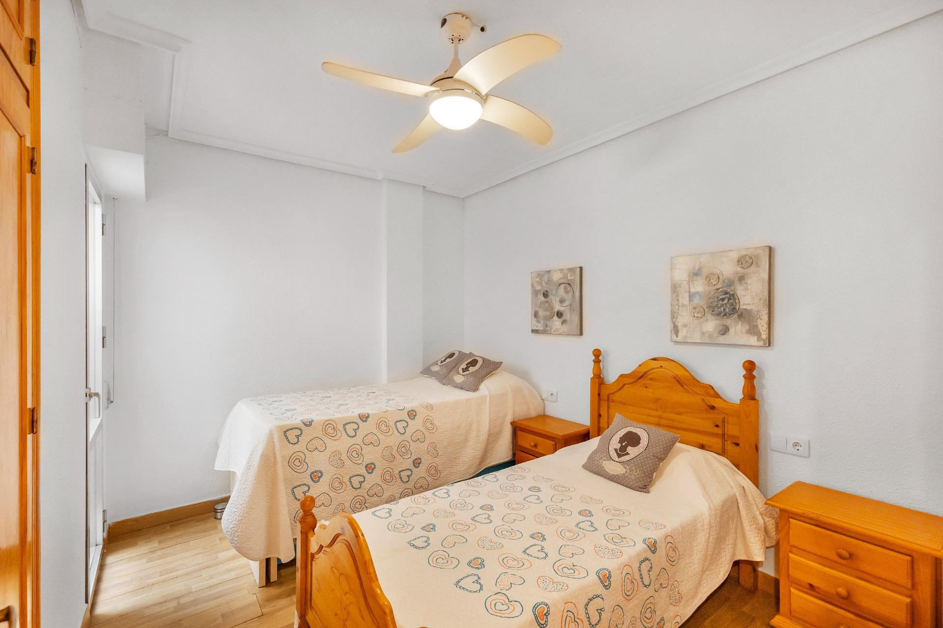 Herverkoop - 1. Appartement / flat - Torrevieja - Costa Blanca Zuid