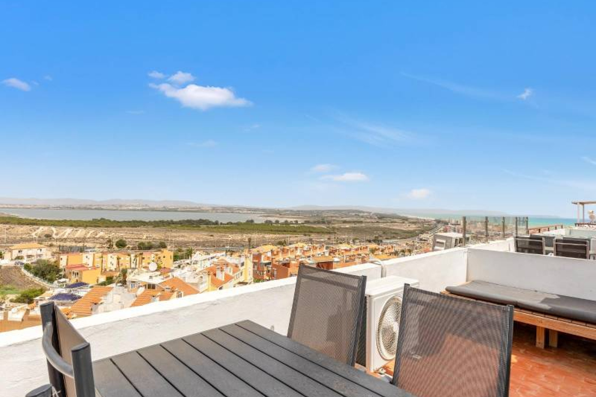 Herverkoop - 1. Appartement / flat - Torrevieja - Costa Blanca Zuid