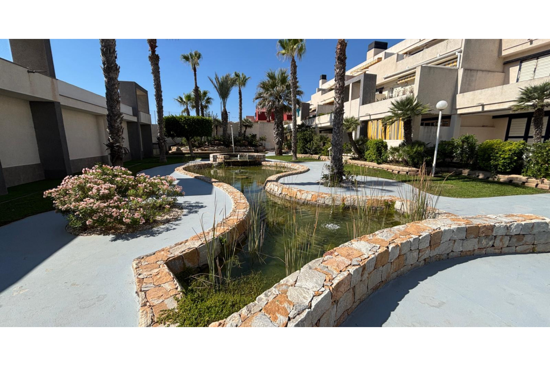 Herverkoop - 1. Appartement / flat - Torrevieja - La Mata
