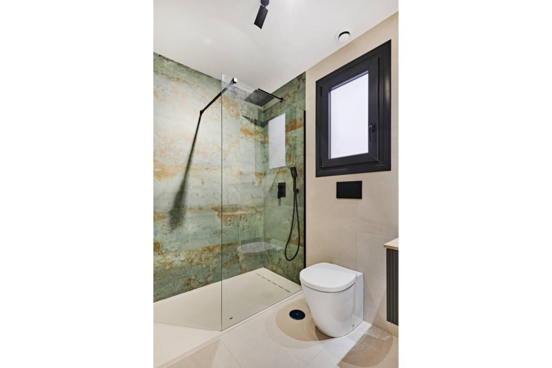 Herverkoop - 1. Appartement / flat - Torrevieja - La Veleta