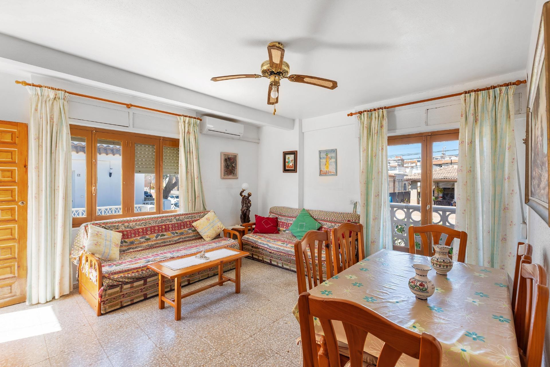 Herverkoop - 1. Appartement / flat - Torrevieja - Los Europeos