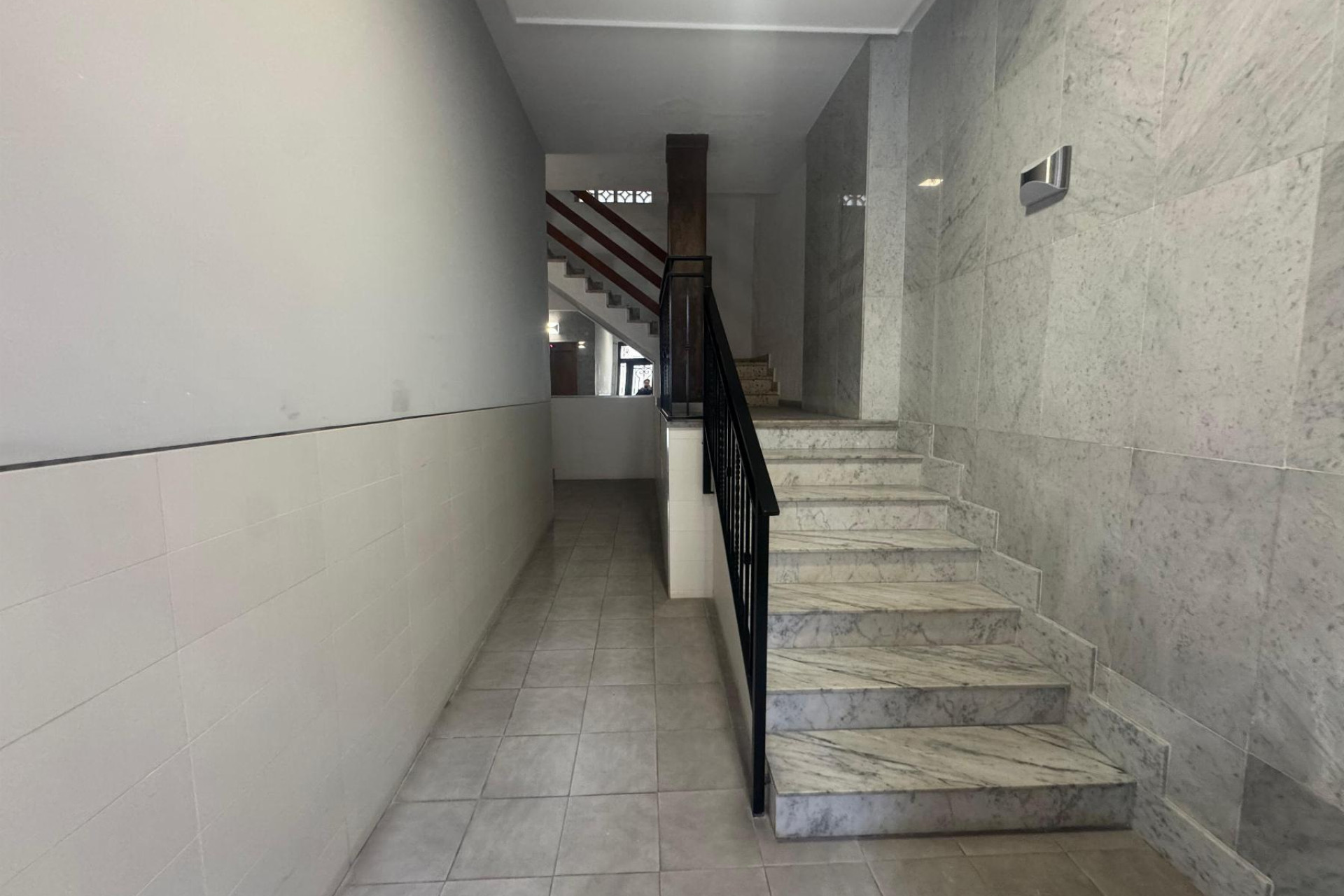 Herverkoop - 1. Appartement / flat - Torrevieja - Muelle Pesquero