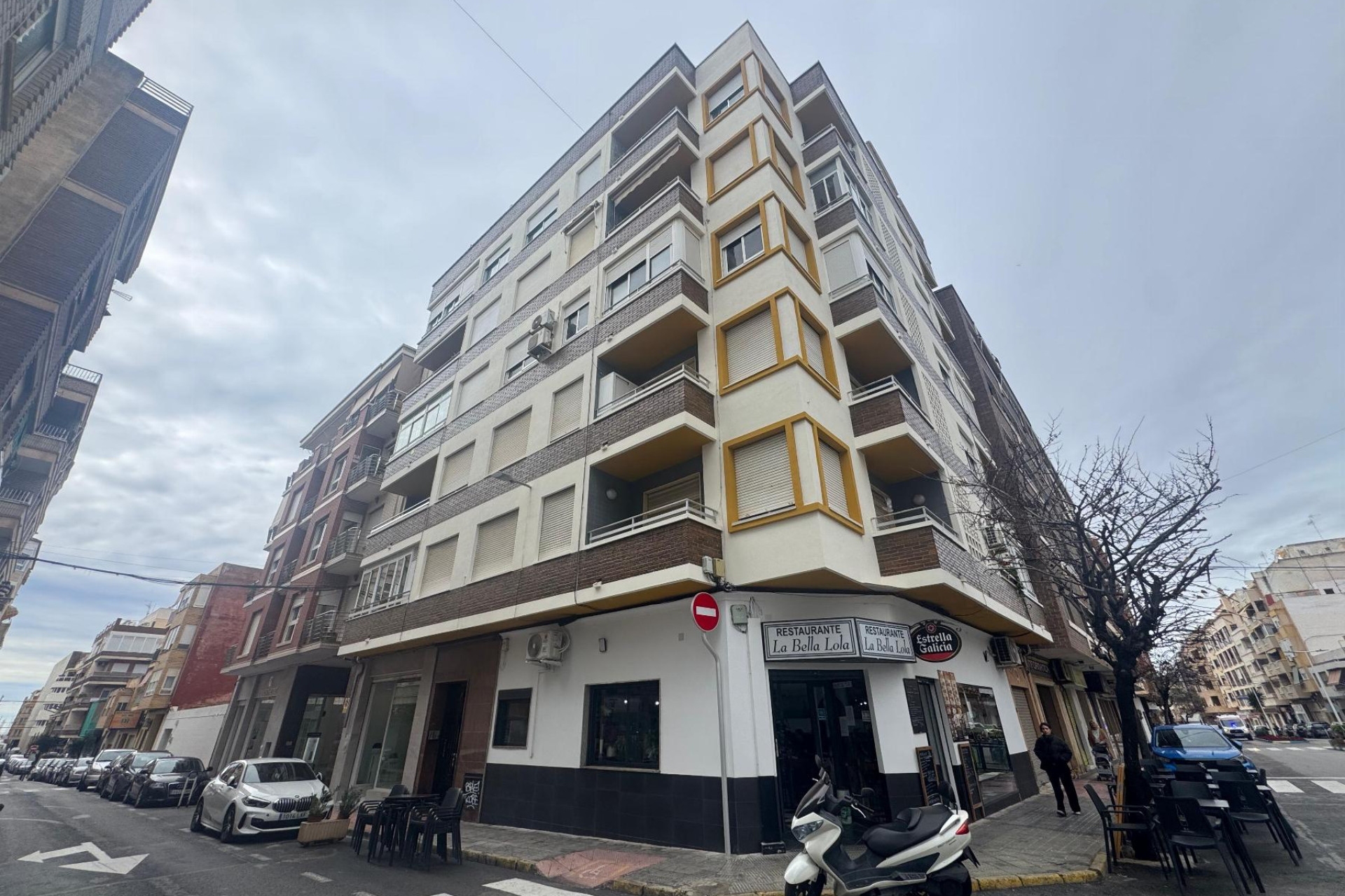 Herverkoop - 1. Appartement / flat - Torrevieja - Muelle Pesquero
