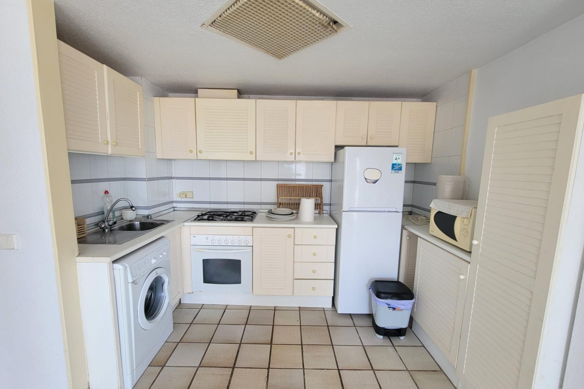 Herverkoop - 1. Appartement / flat - Torrevieja - PLAYA DE LA MATA