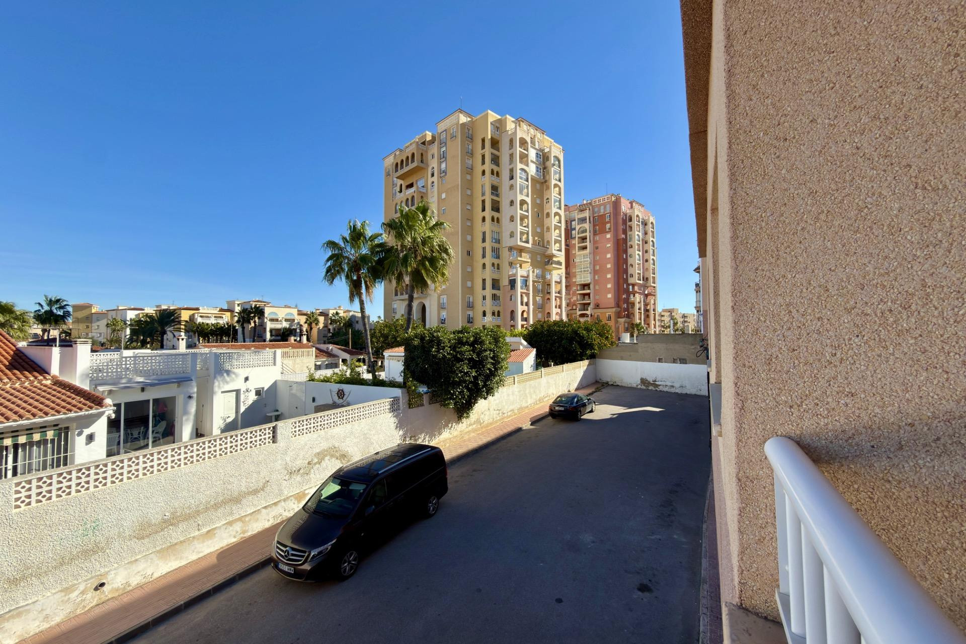 Herverkoop - 1. Appartement / flat - Torrevieja - Playa de los Locos