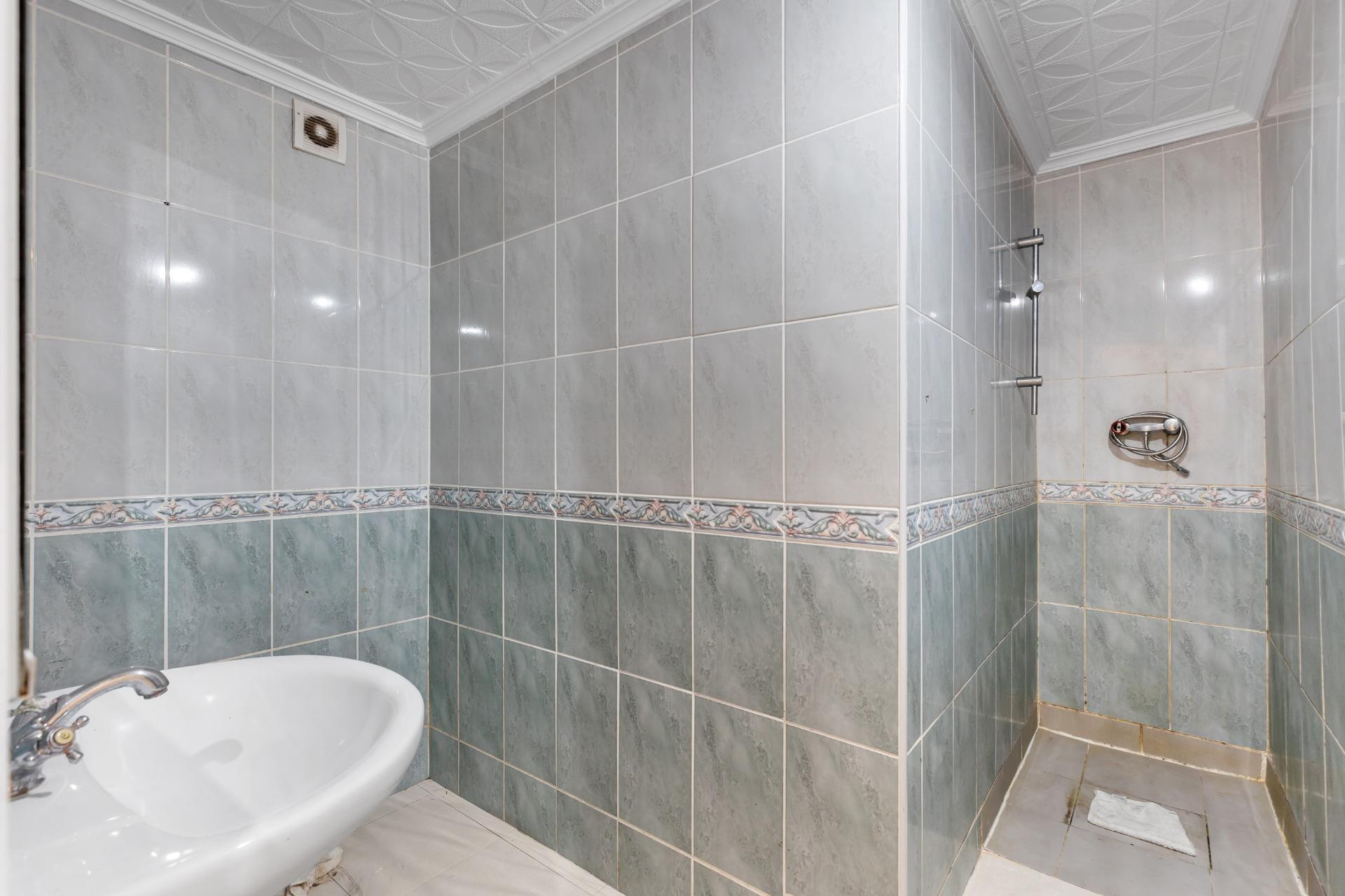 Herverkoop - 1. Appartement / flat - Torrevieja - Puerto Deportivo