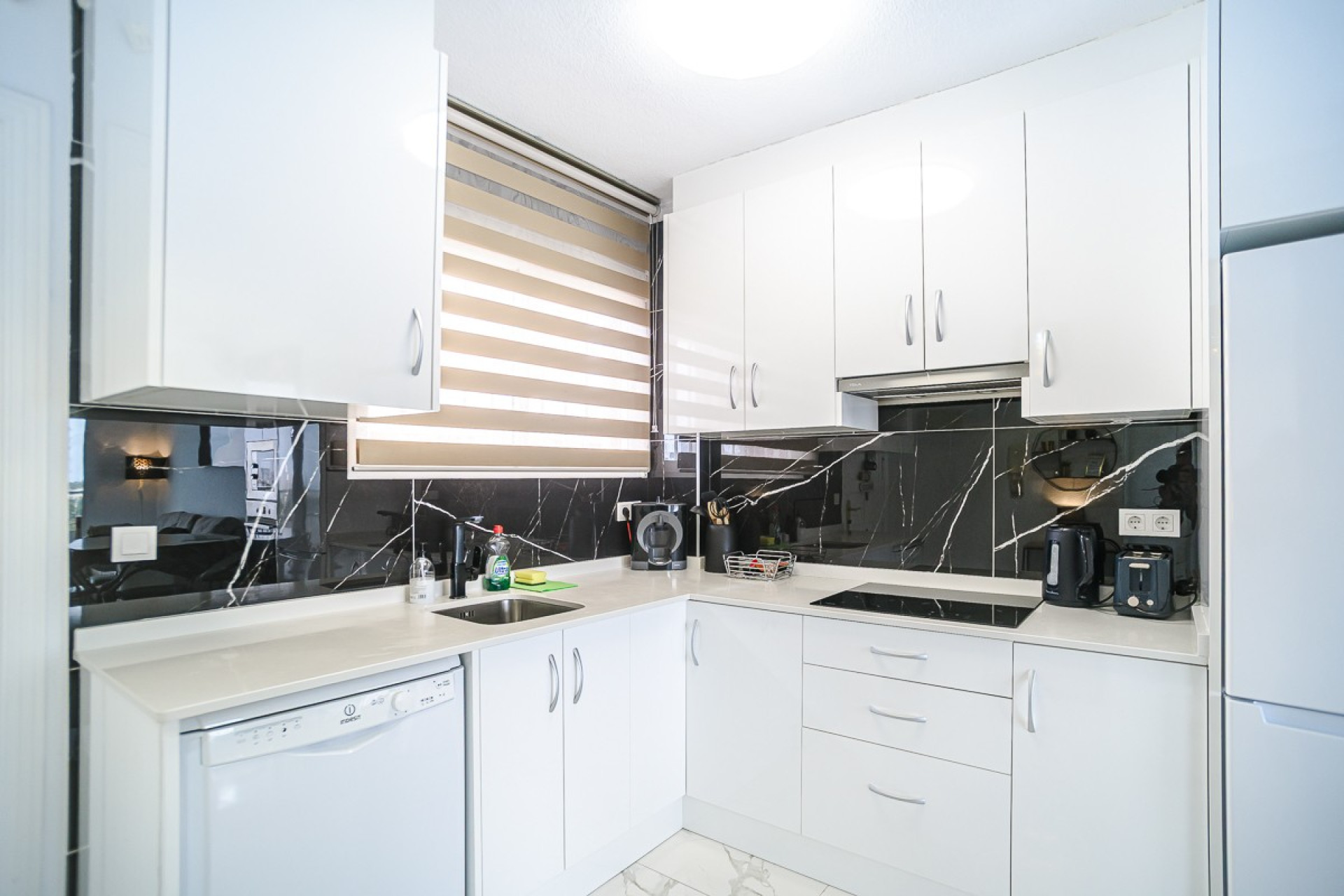 Herverkoop - 1. Appartement / flat - Torrevieja - Punta Prima