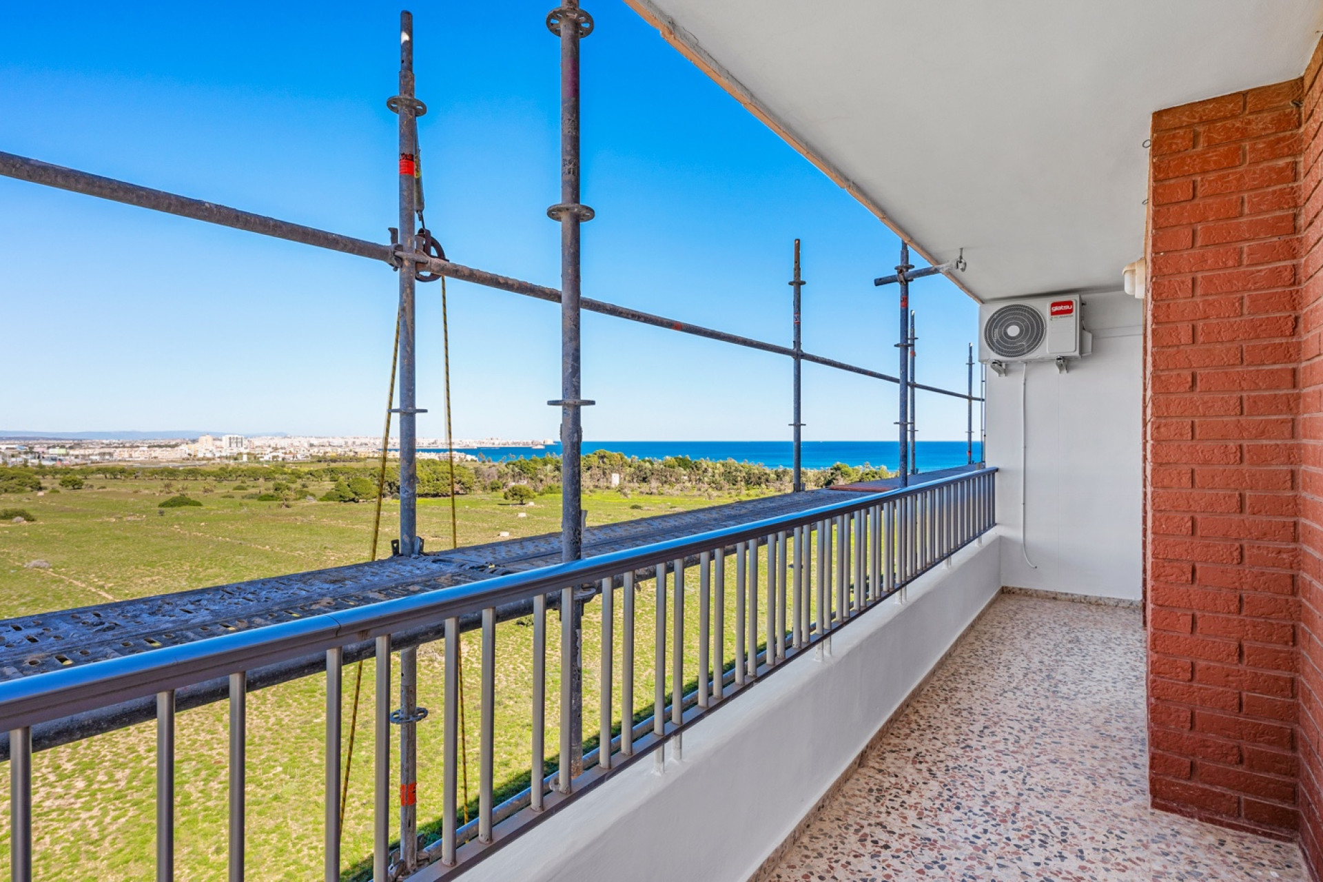 Herverkoop - 1. Appartement / flat - Torrevieja - Rocio del Mar