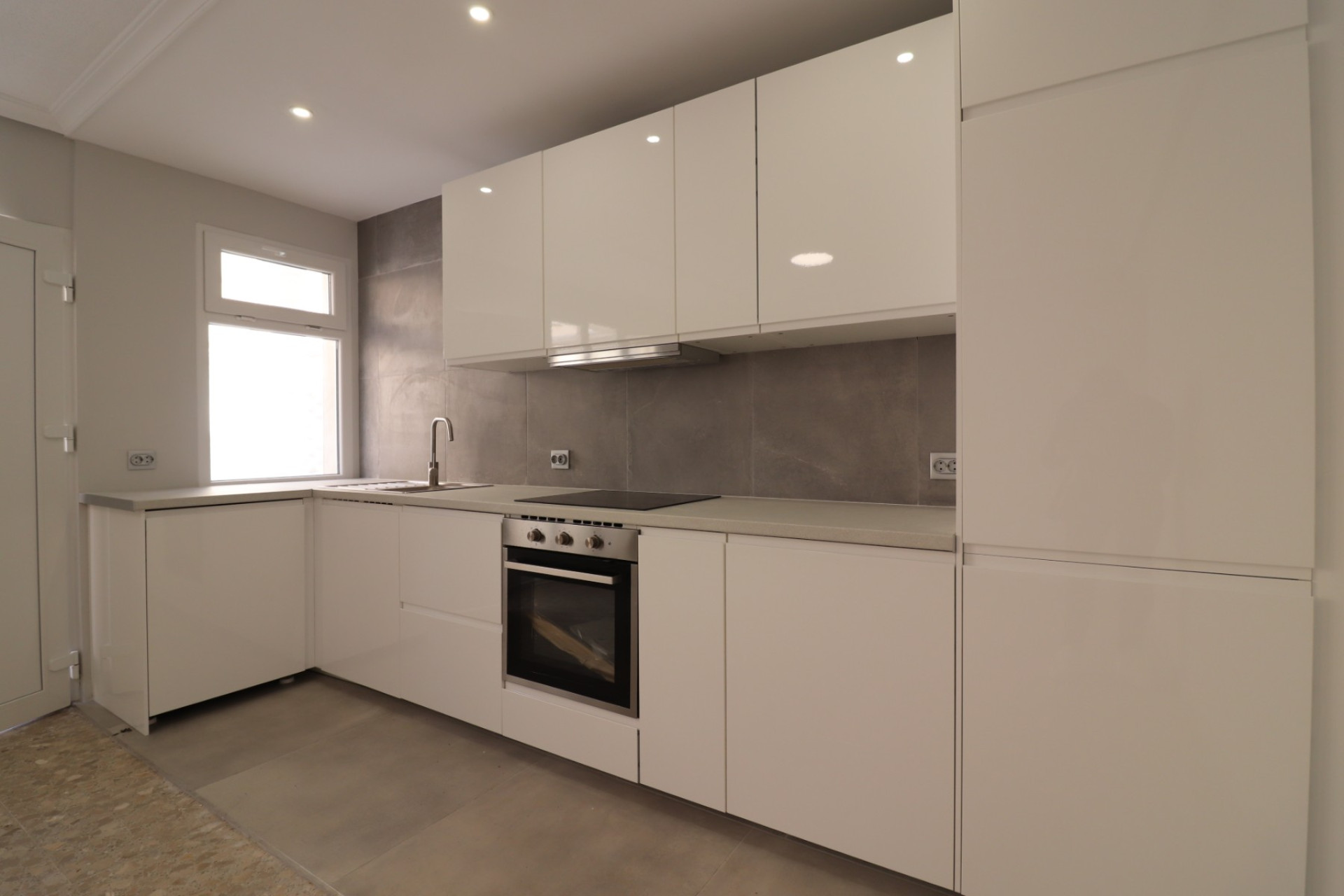 Herverkoop - 1. Appartement / flat - Torrevieja - Torre La Mata