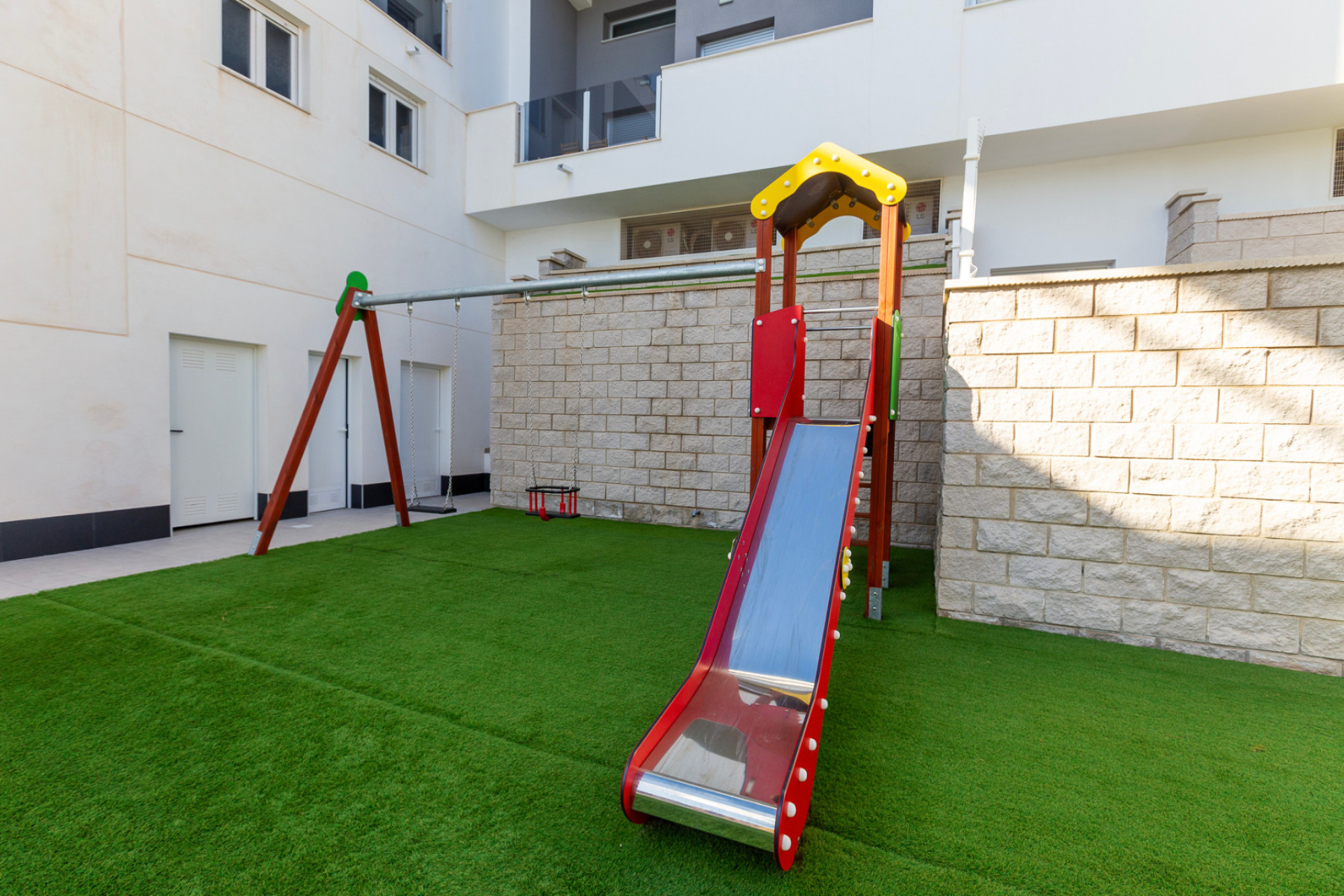 Herverkoop - 1. Appartement / flat - Villamartin - Costa Blanca Zuid