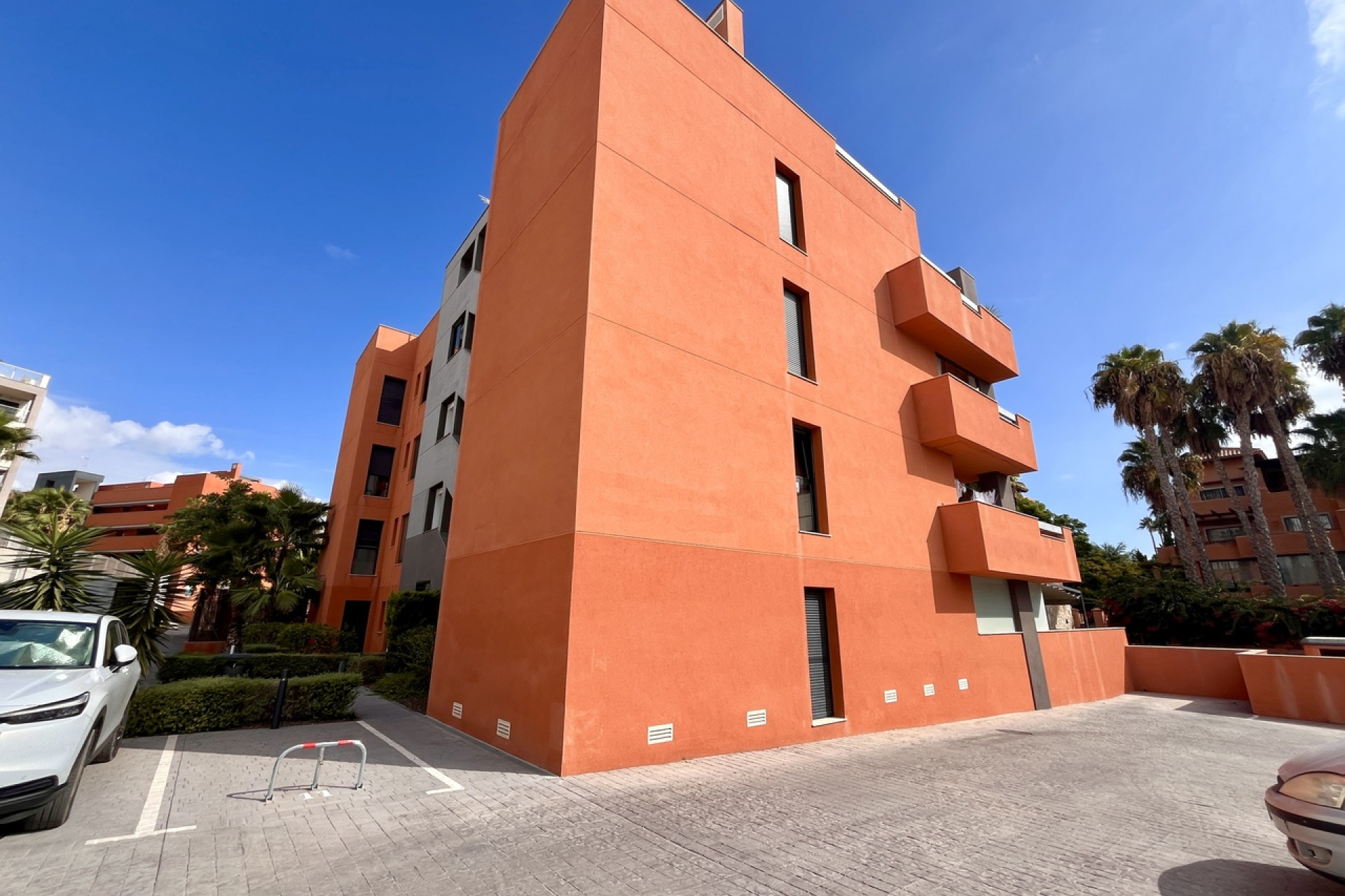 Herverkoop - 1. Appartement / flat - Villamartin - Costa Blanca Zuid