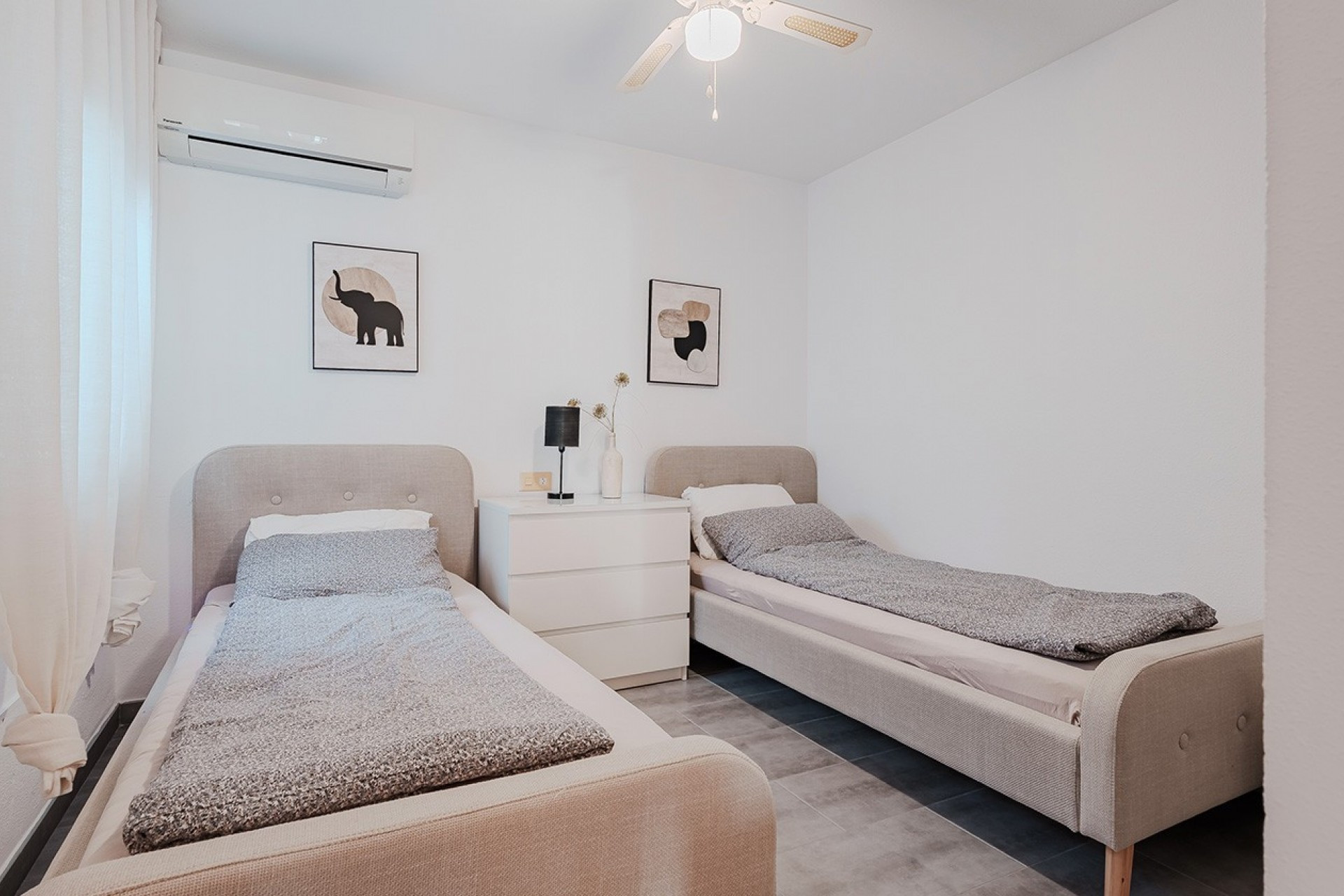 Herverkoop - 1. Appartement / flat - Villamartin - Costa Blanca Zuid