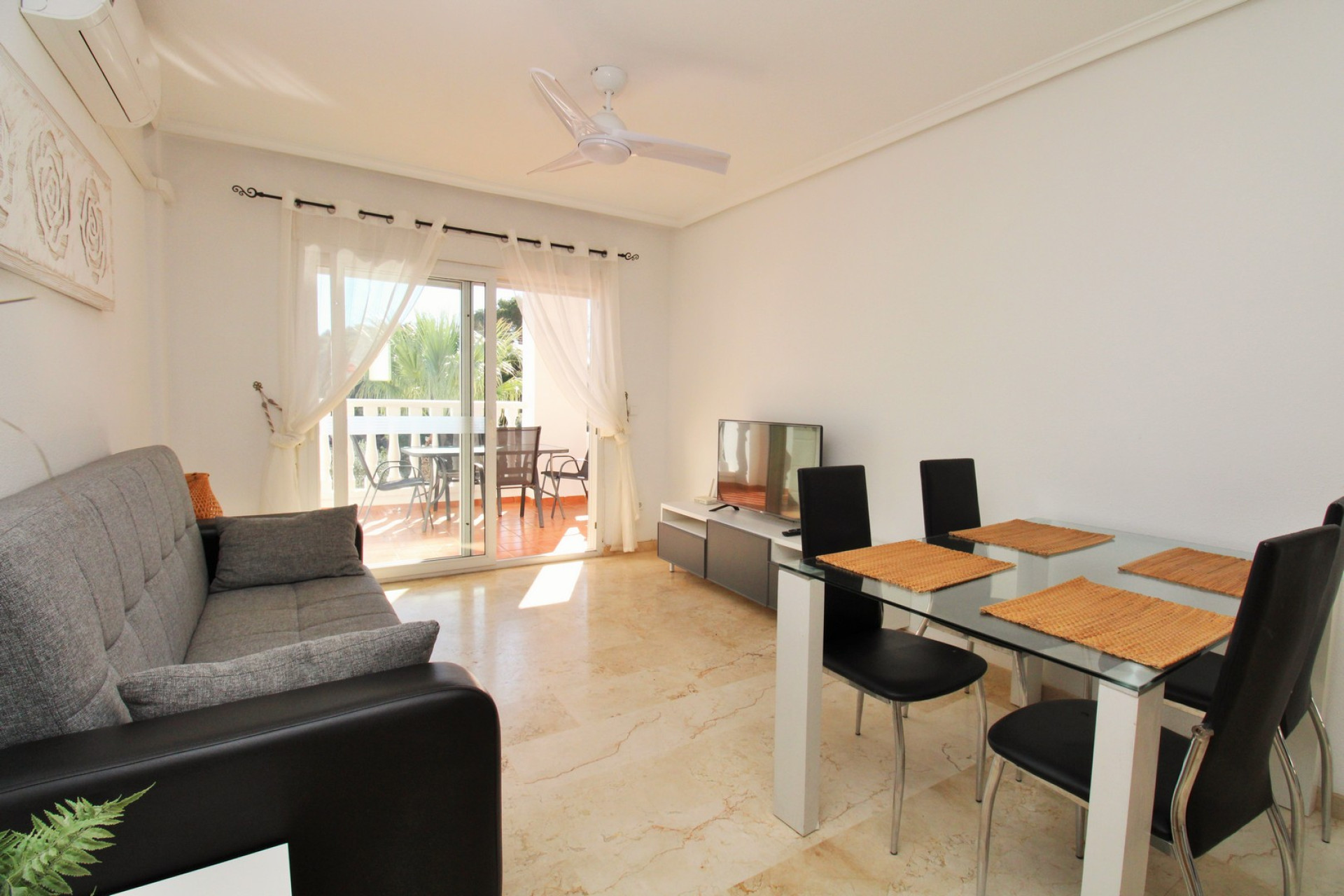 Herverkoop - 1. Appartement / flat - Villamartin - Costa Blanca Zuid