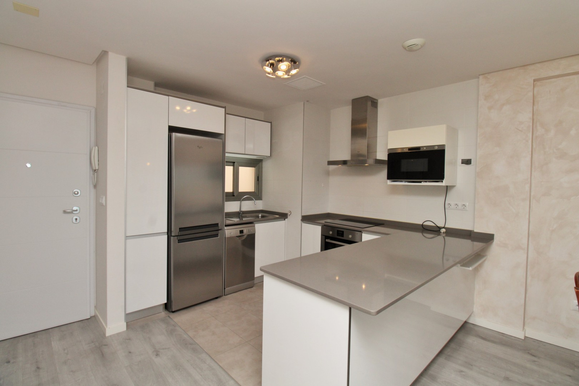 Herverkoop - 1. Appartement / flat - Villamartin - Costa Blanca Zuid