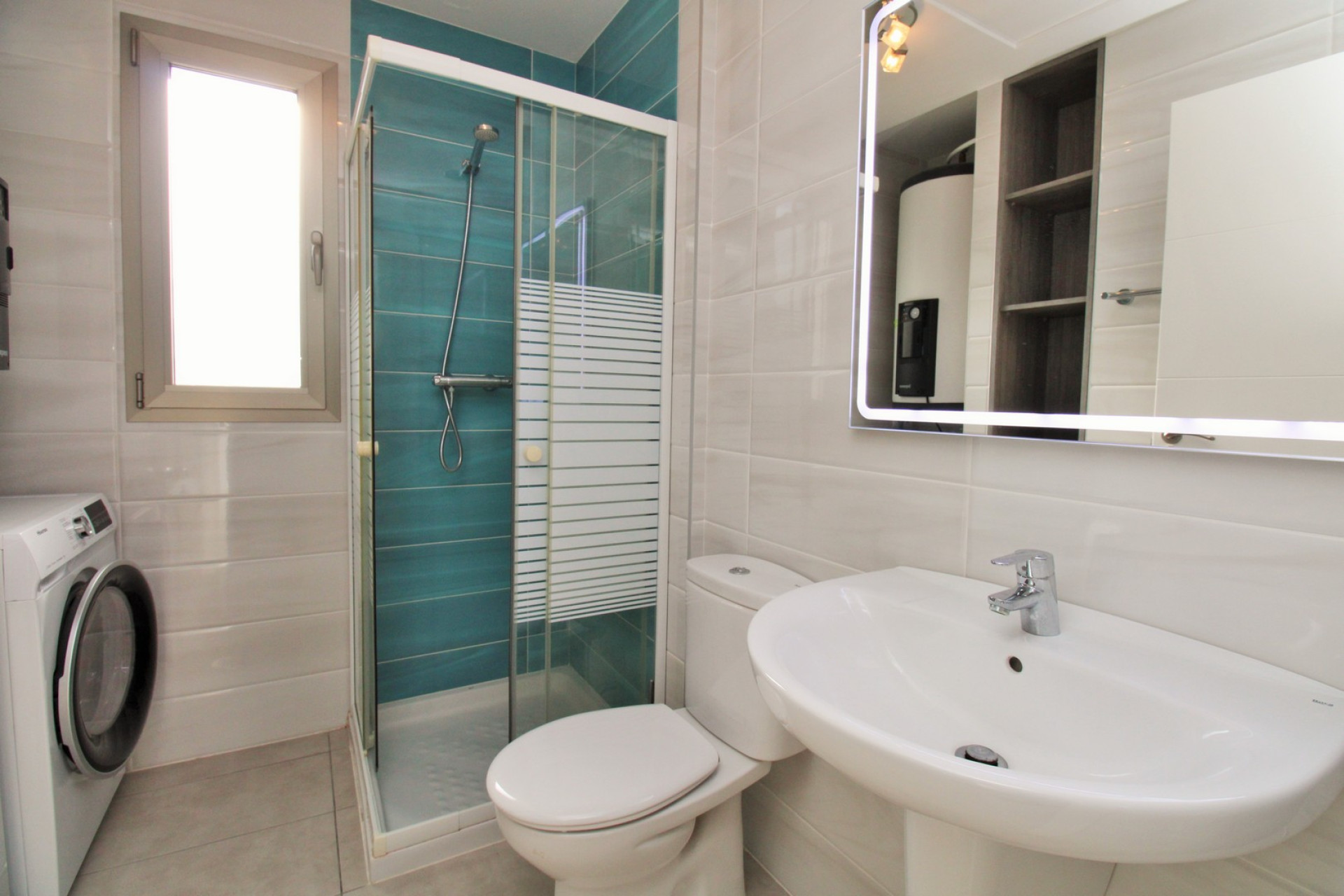 Herverkoop - 1. Appartement / flat - Villamartin - Costa Blanca Zuid